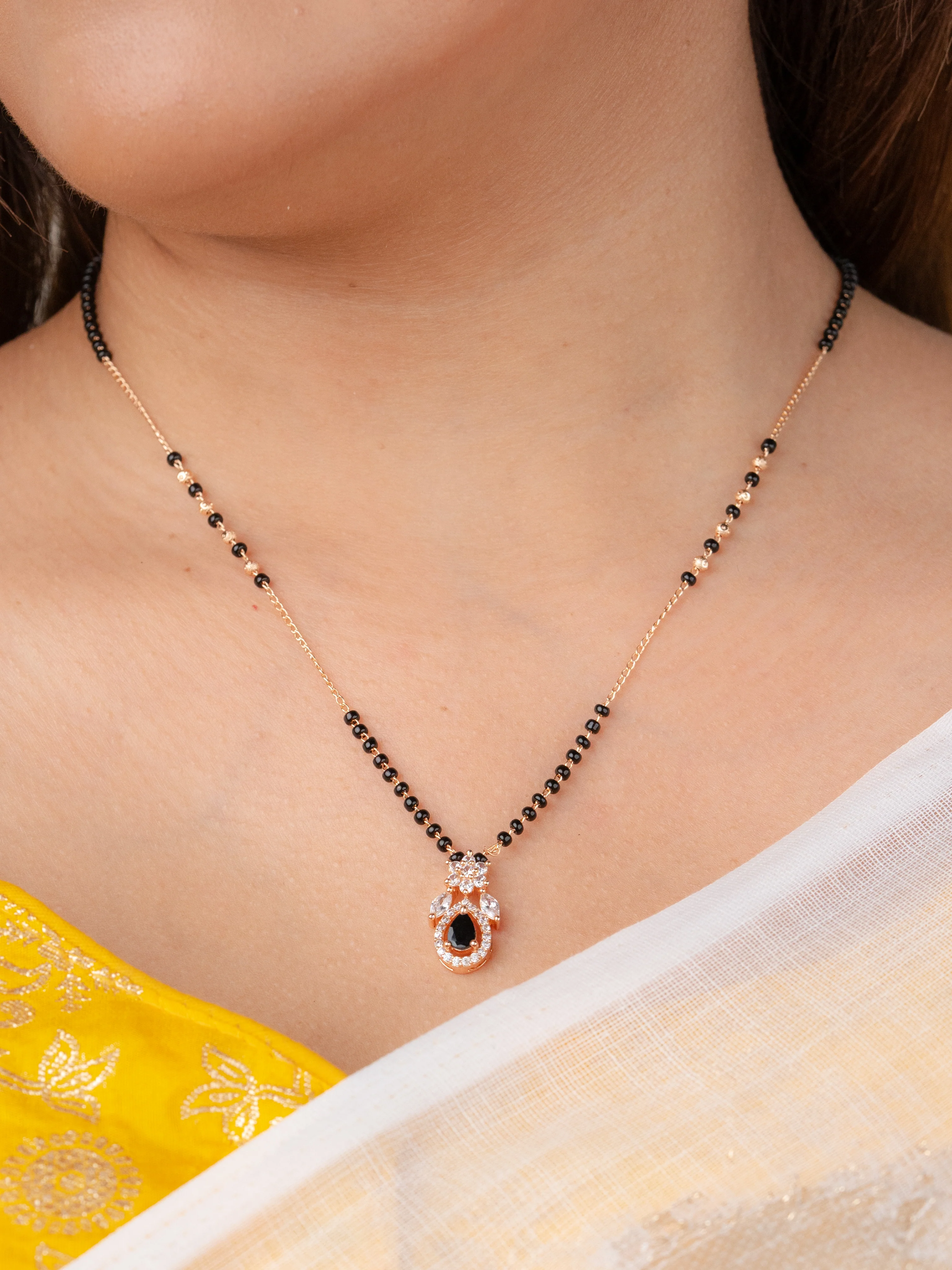 Aanya Mangalsutra - Image 3