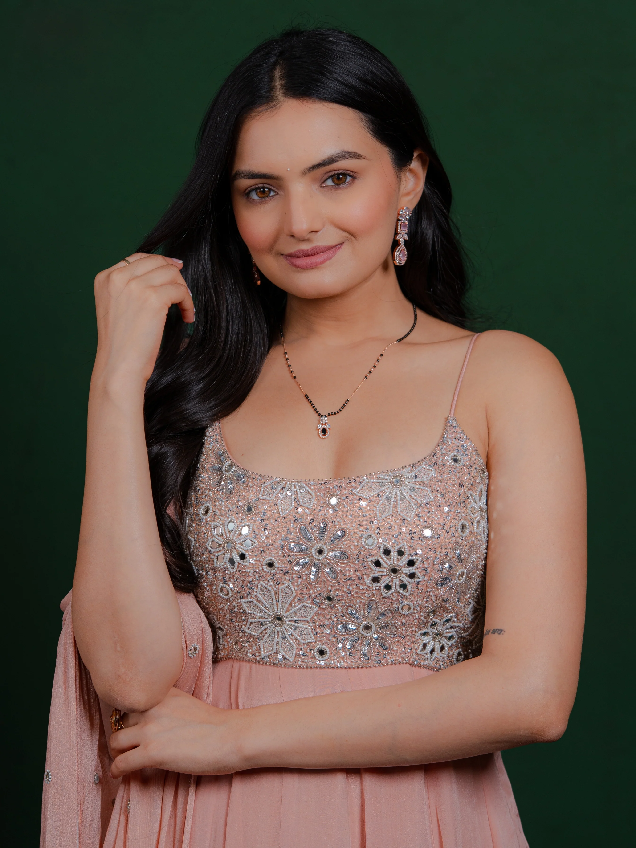 Aanya Mangalsutra - Image 4