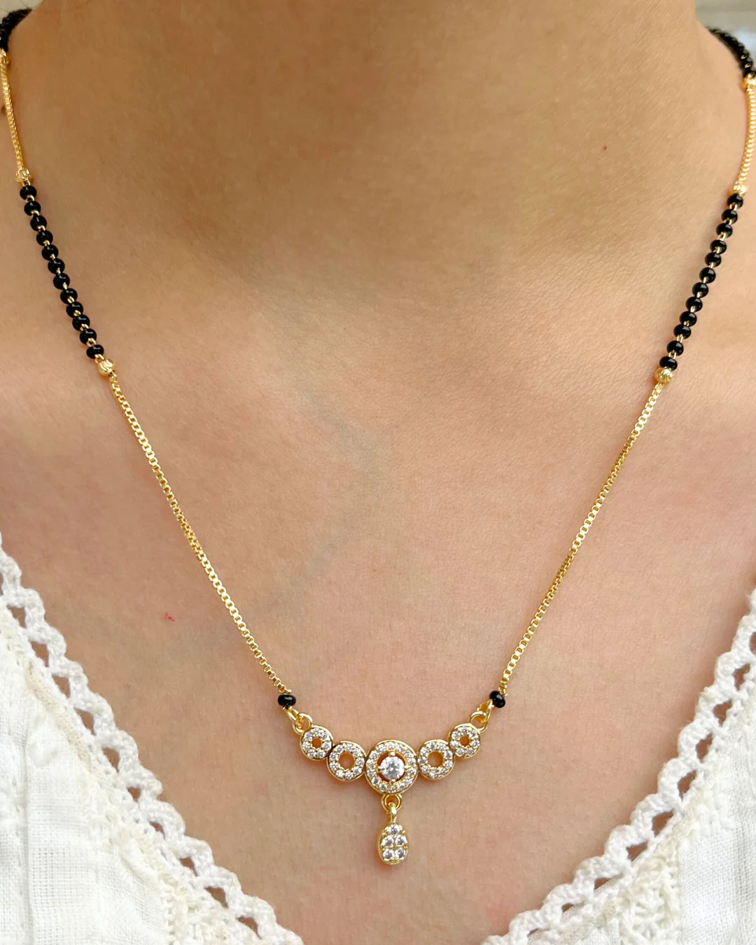 Rihanna Mangalsutra Gold 2.0 - Image 2