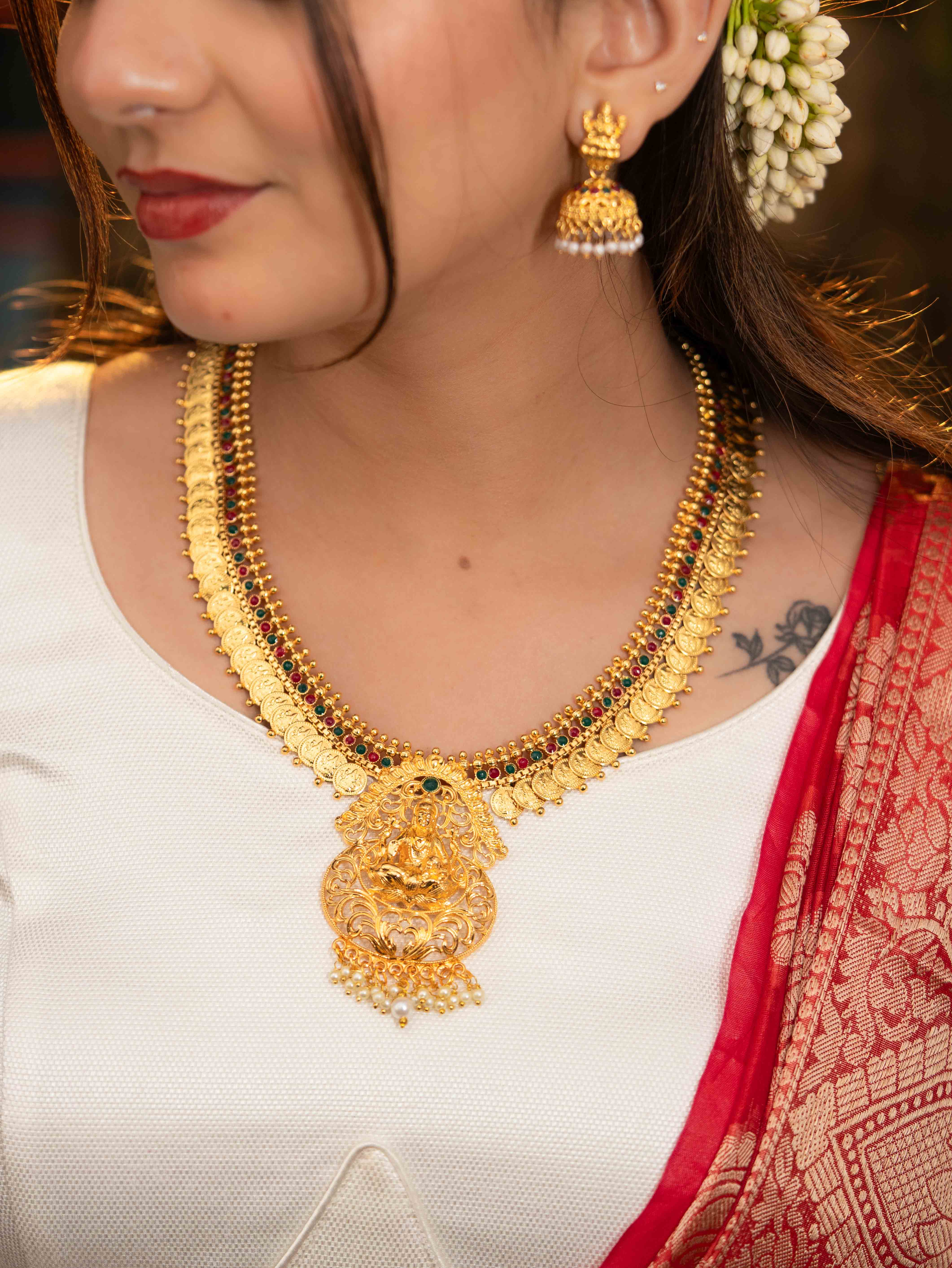 Lakshmika Temple Necklace set (Green) - Image 4