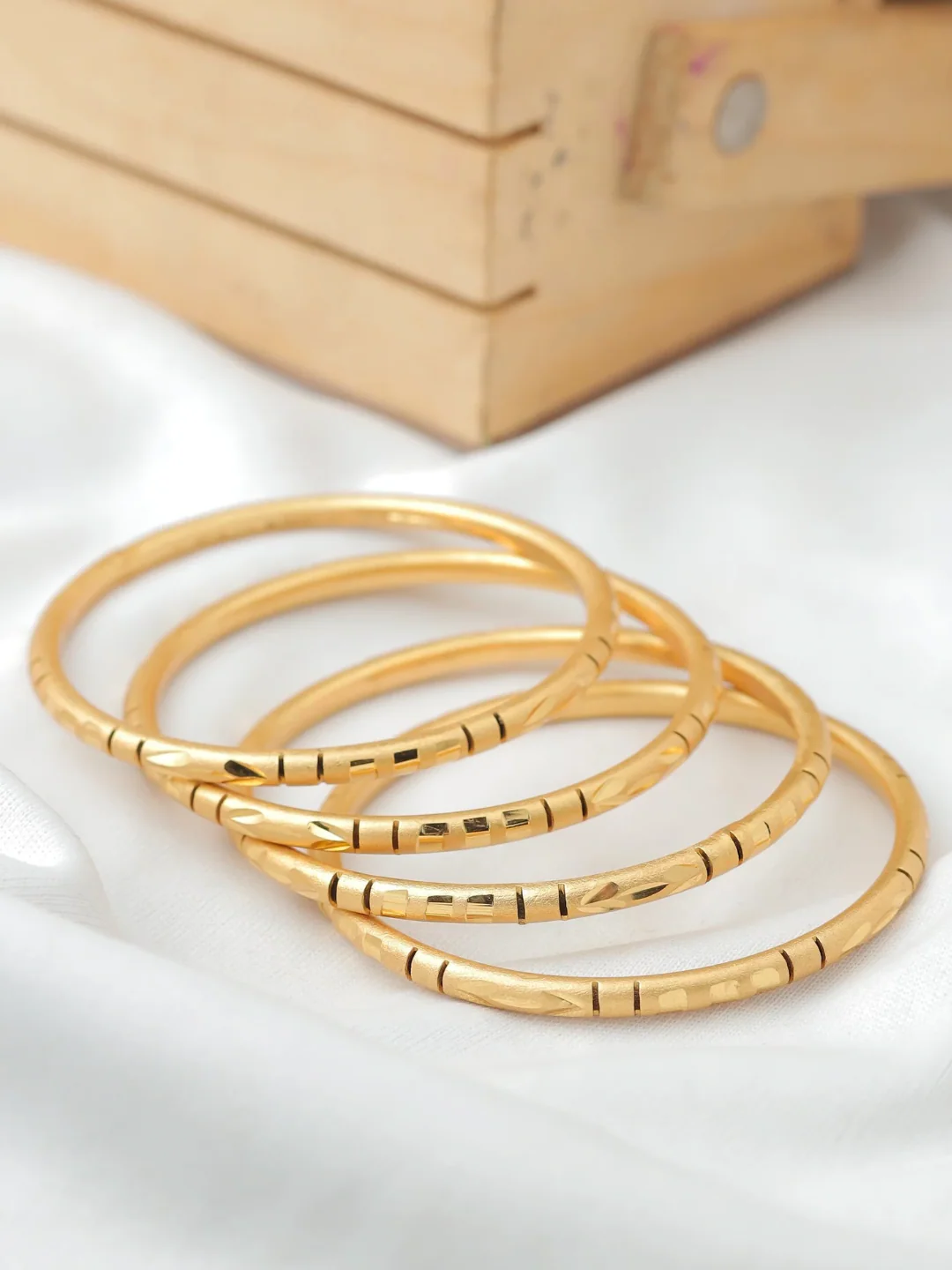 Harvi  Bangle  ( Set of 4 ) - Image 2