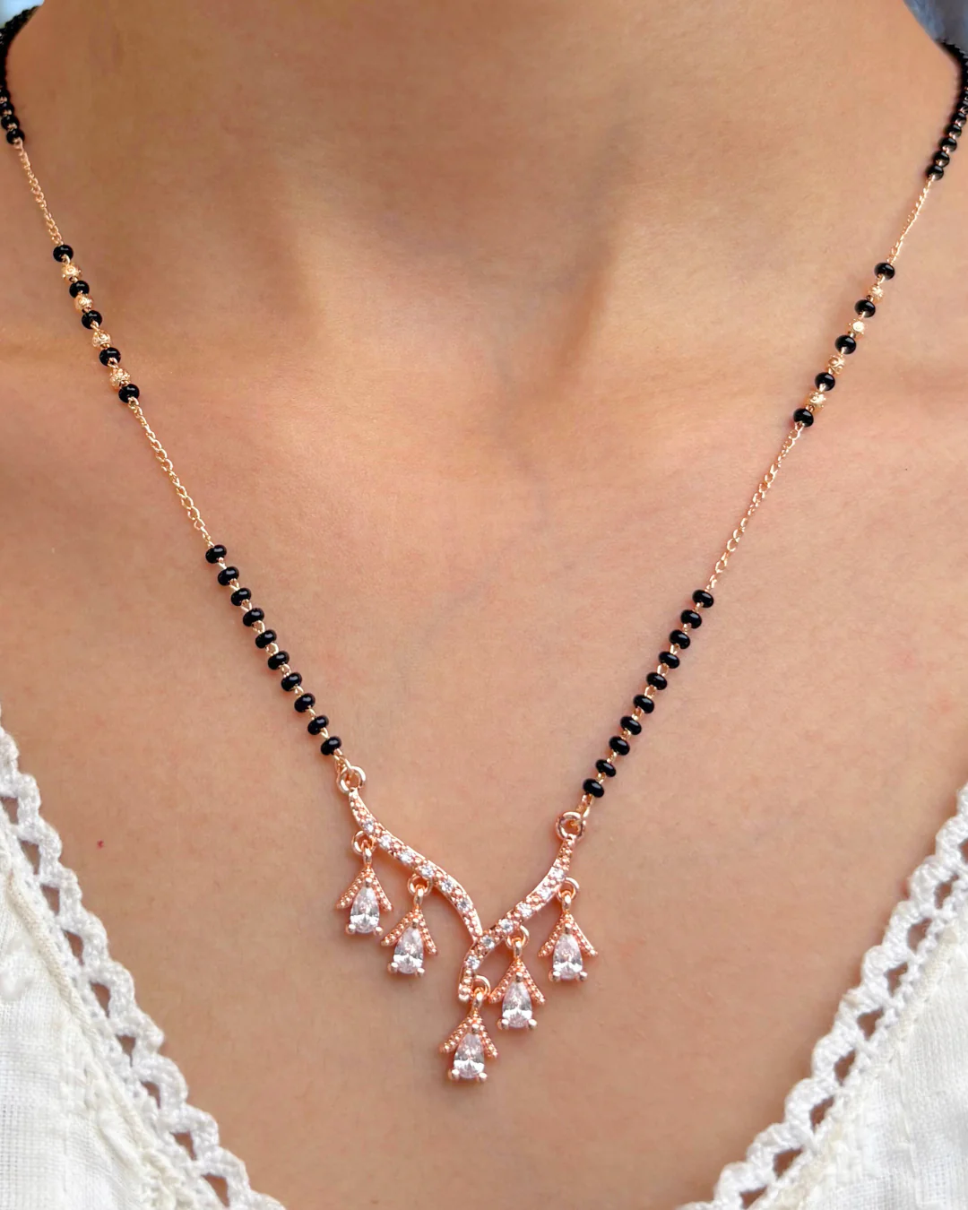 Maitri Mangalsutra White - Image 2