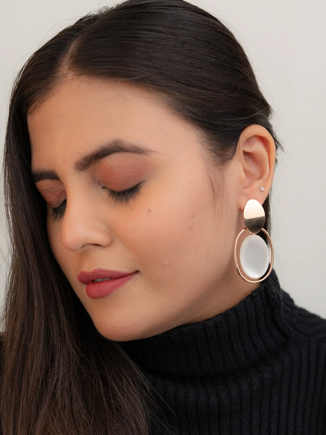 Divine Drops Earrings - Image 4