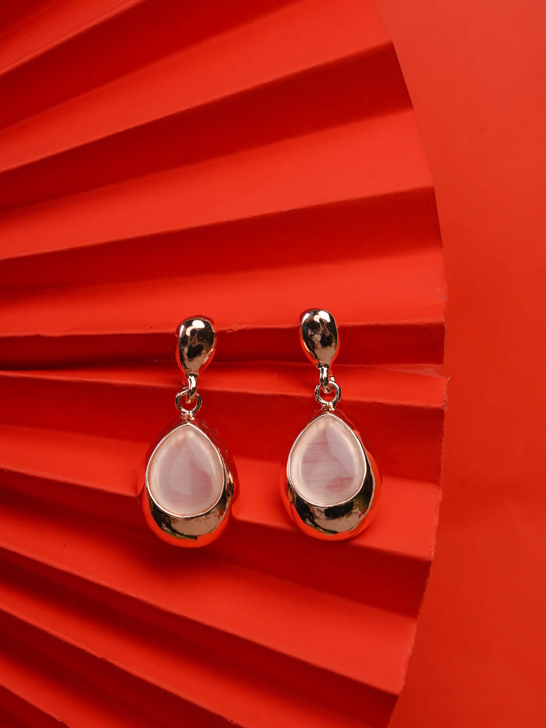 Soho Earrings - Image 2