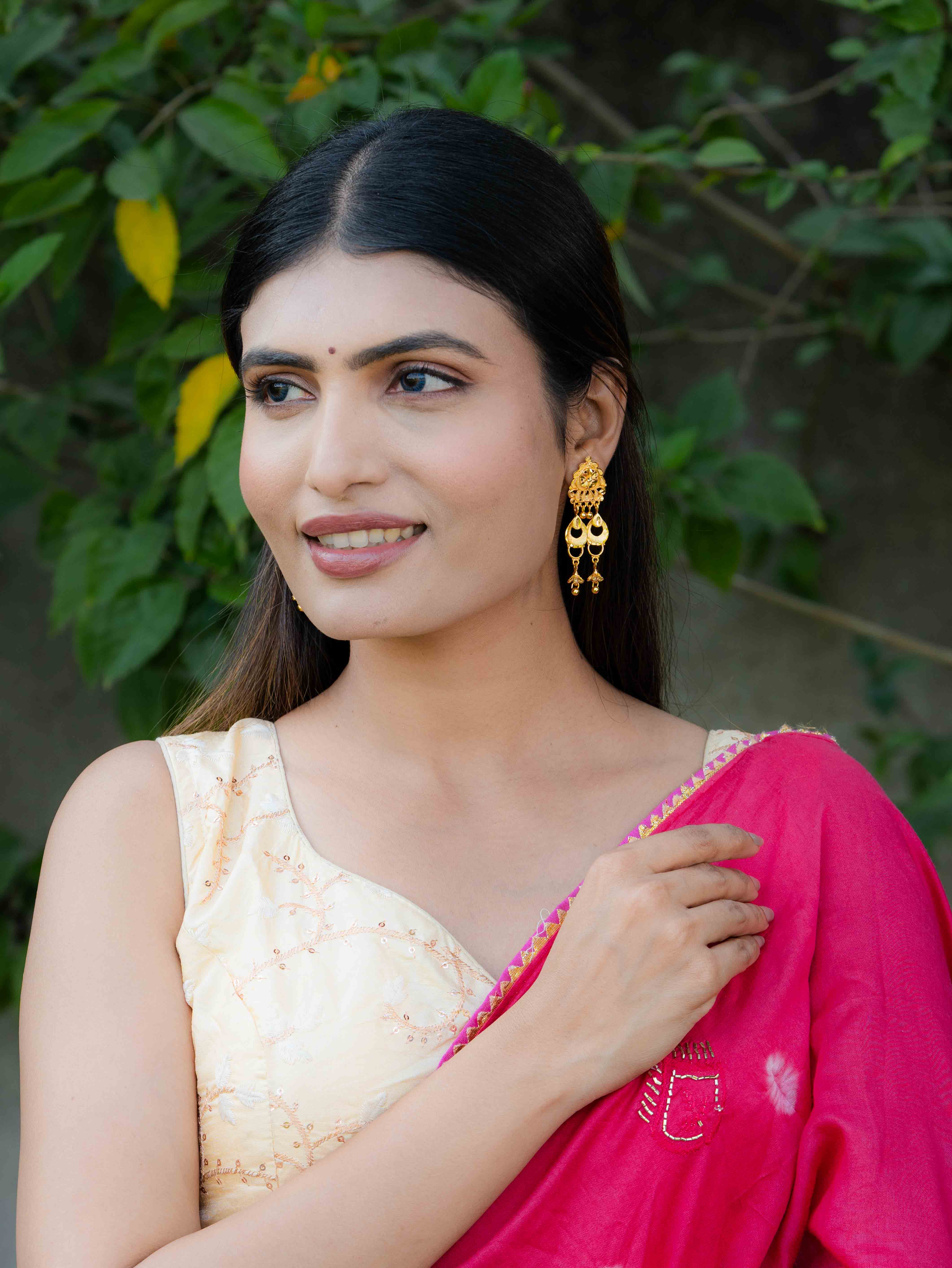 Rajeshwari Long Gold Earrings - Image 3