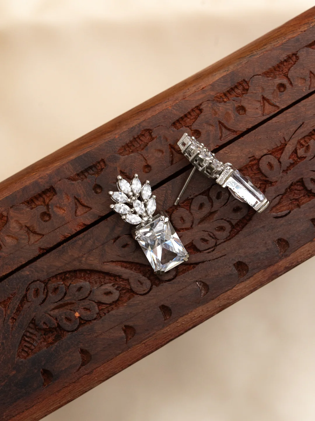 Glory Earrings - Image 3