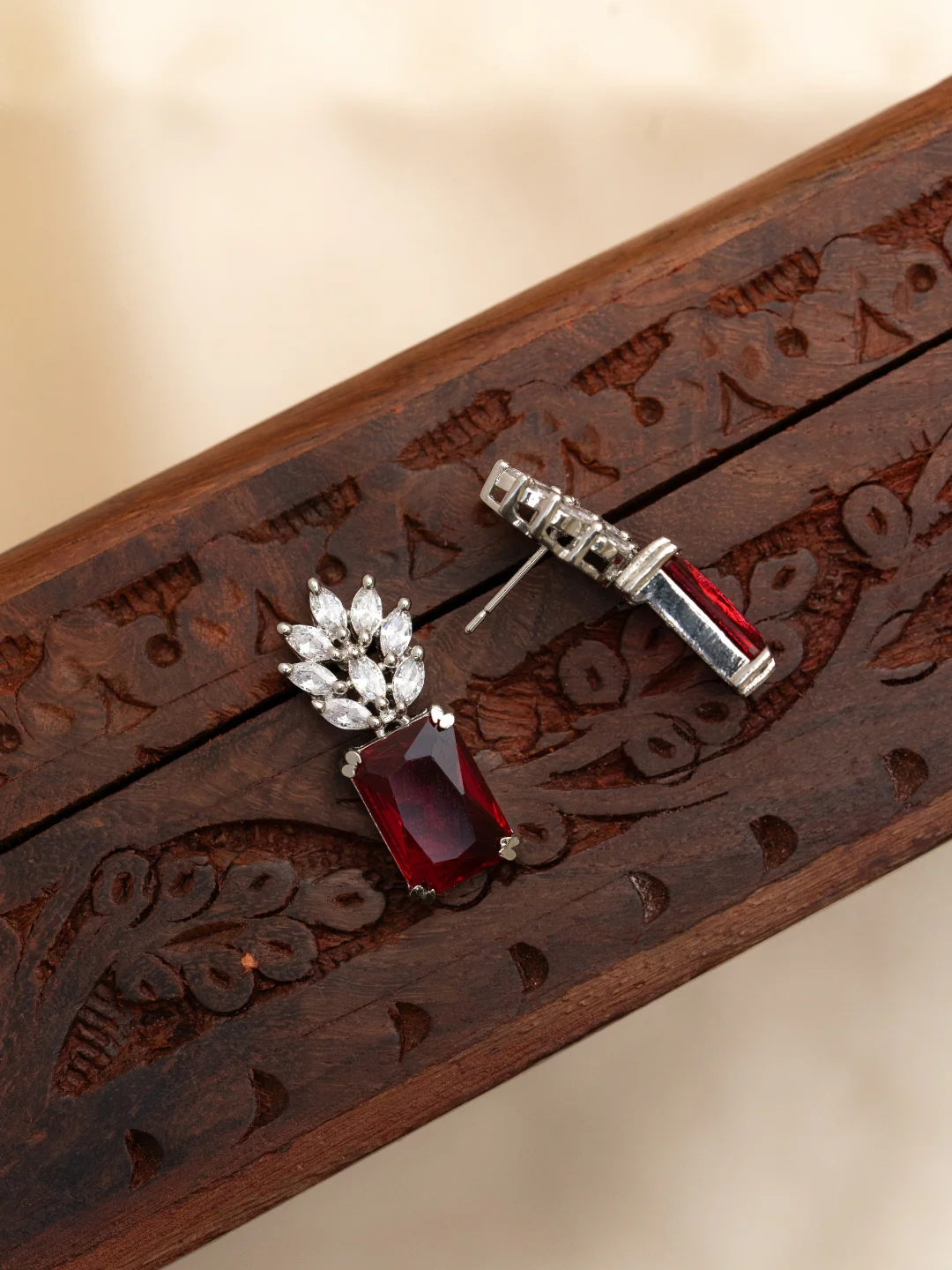Glory Earrings - Image 3