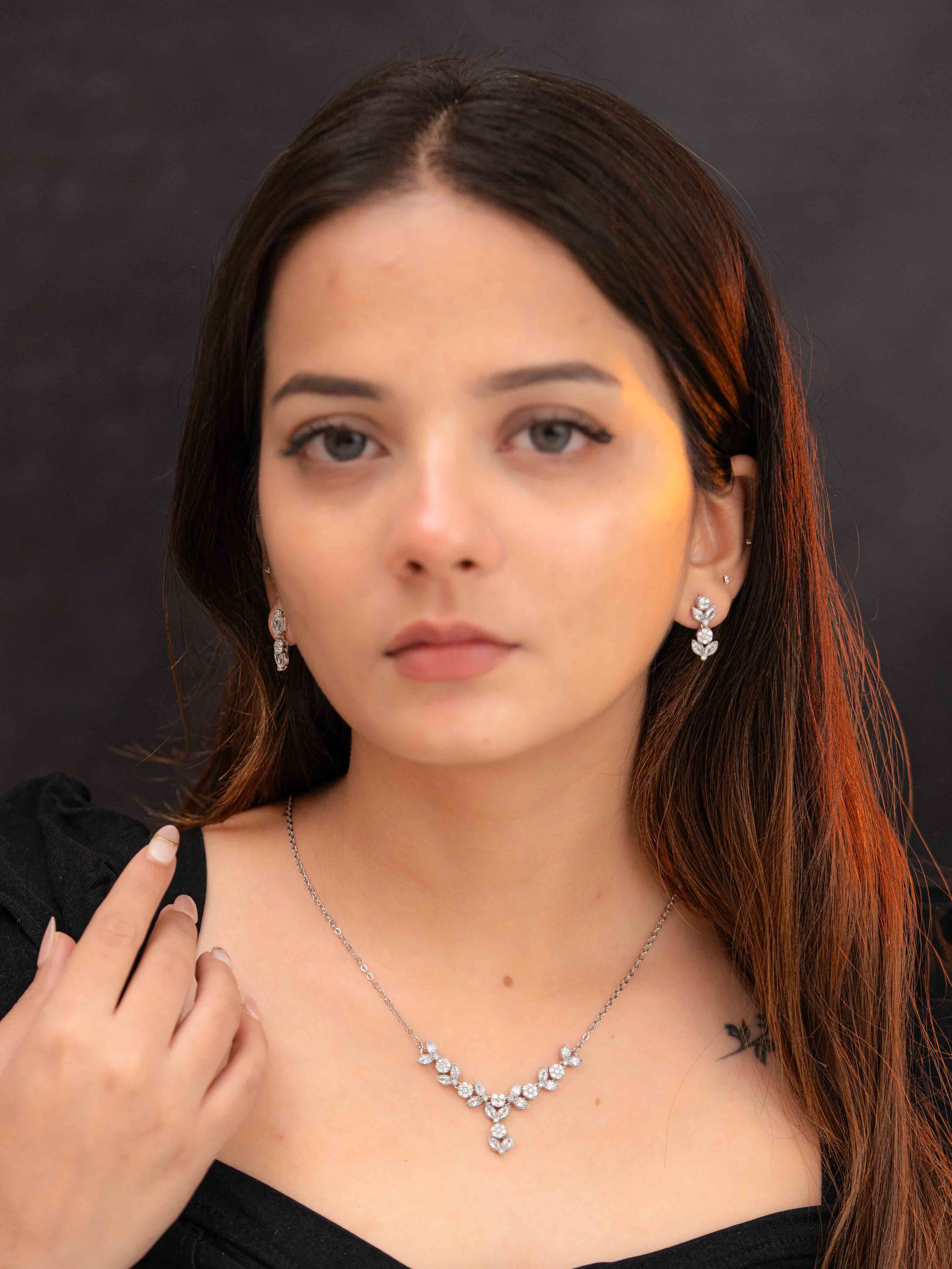 Charm Silver Necklace Set - Image 4