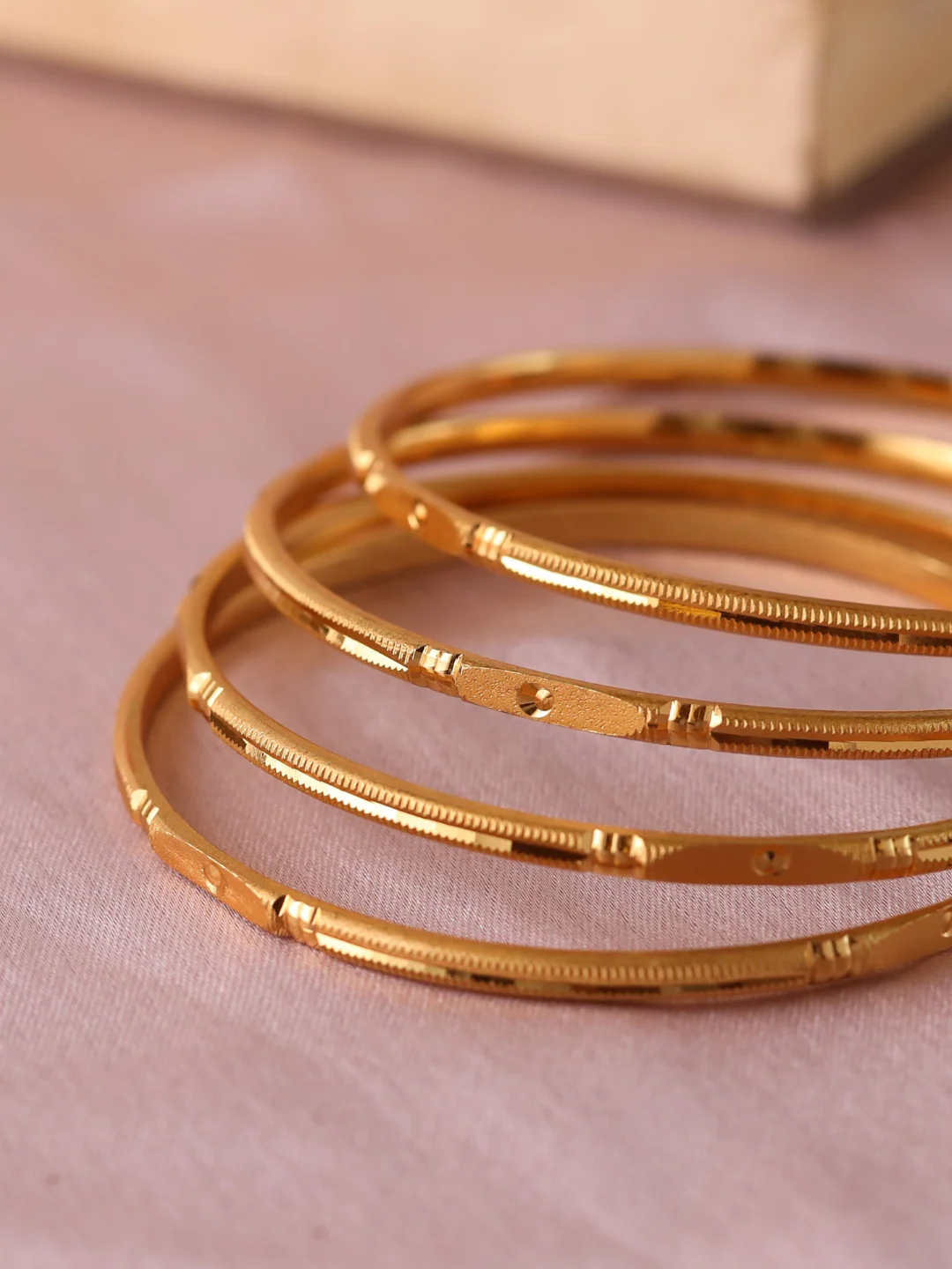 Ishika Bangle ( Set of 4) - Image 3