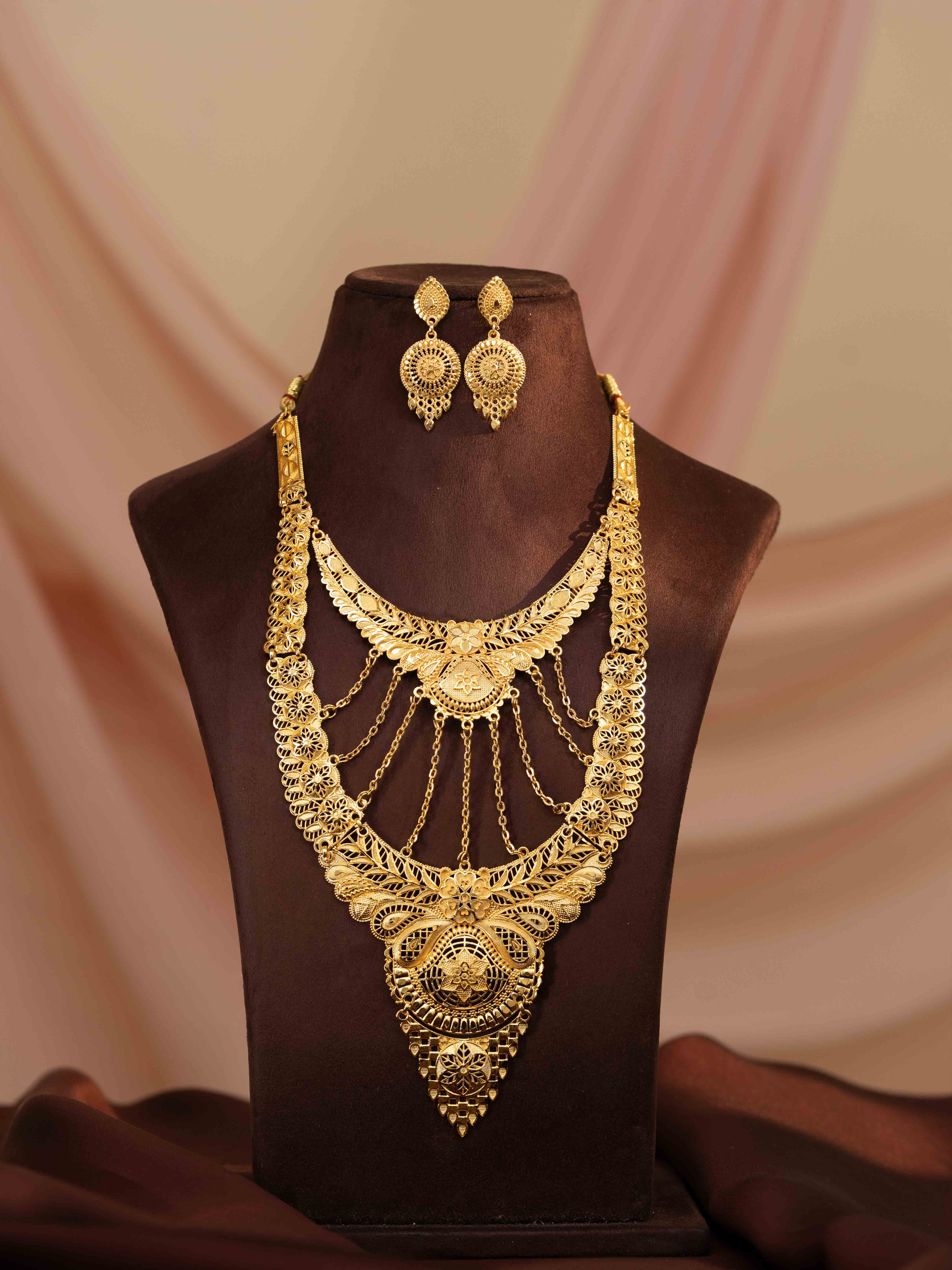 Kashvi Long gold necklace set - Image 3