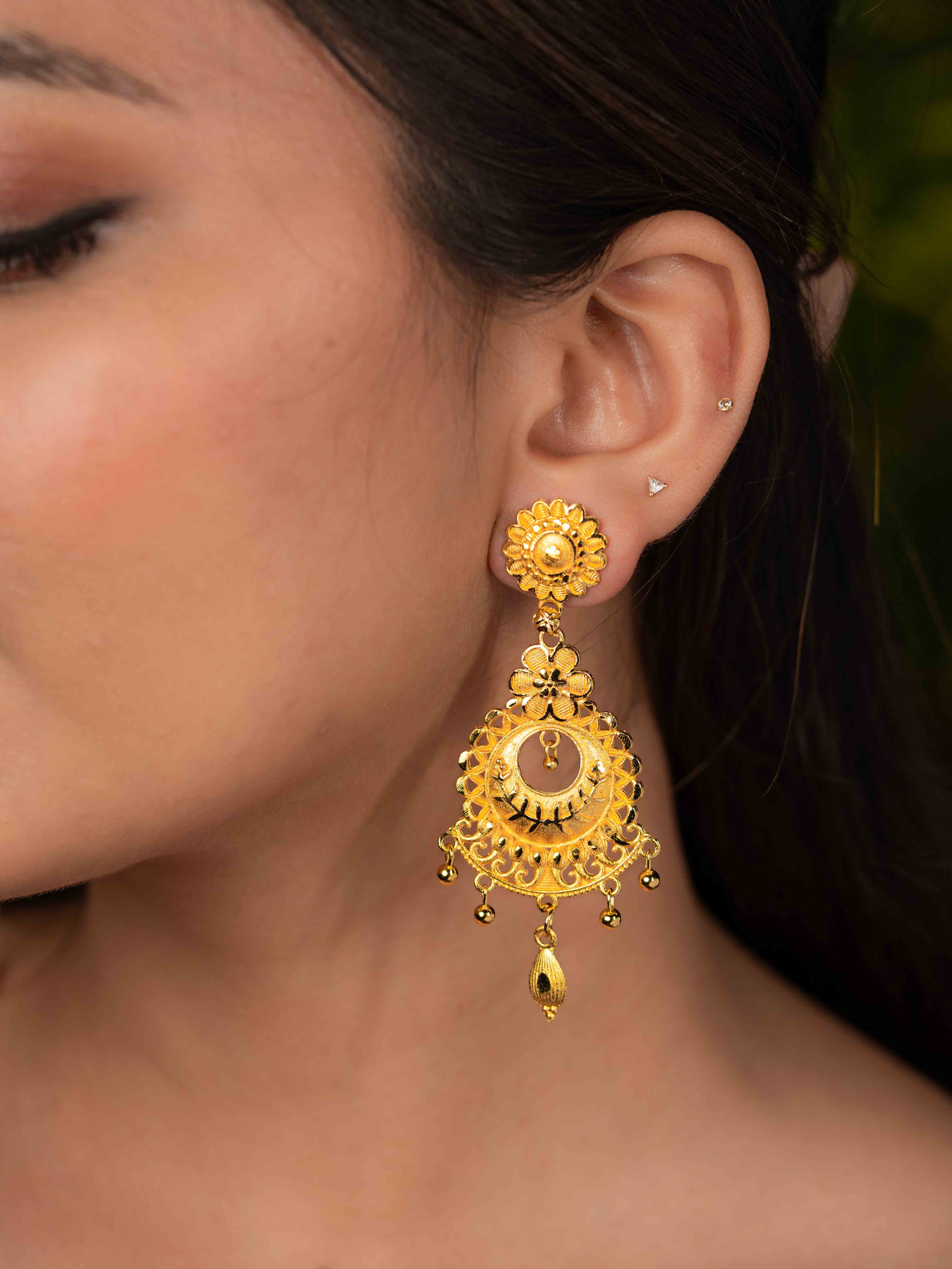 Kruti Long Gold Earrings - Image 4