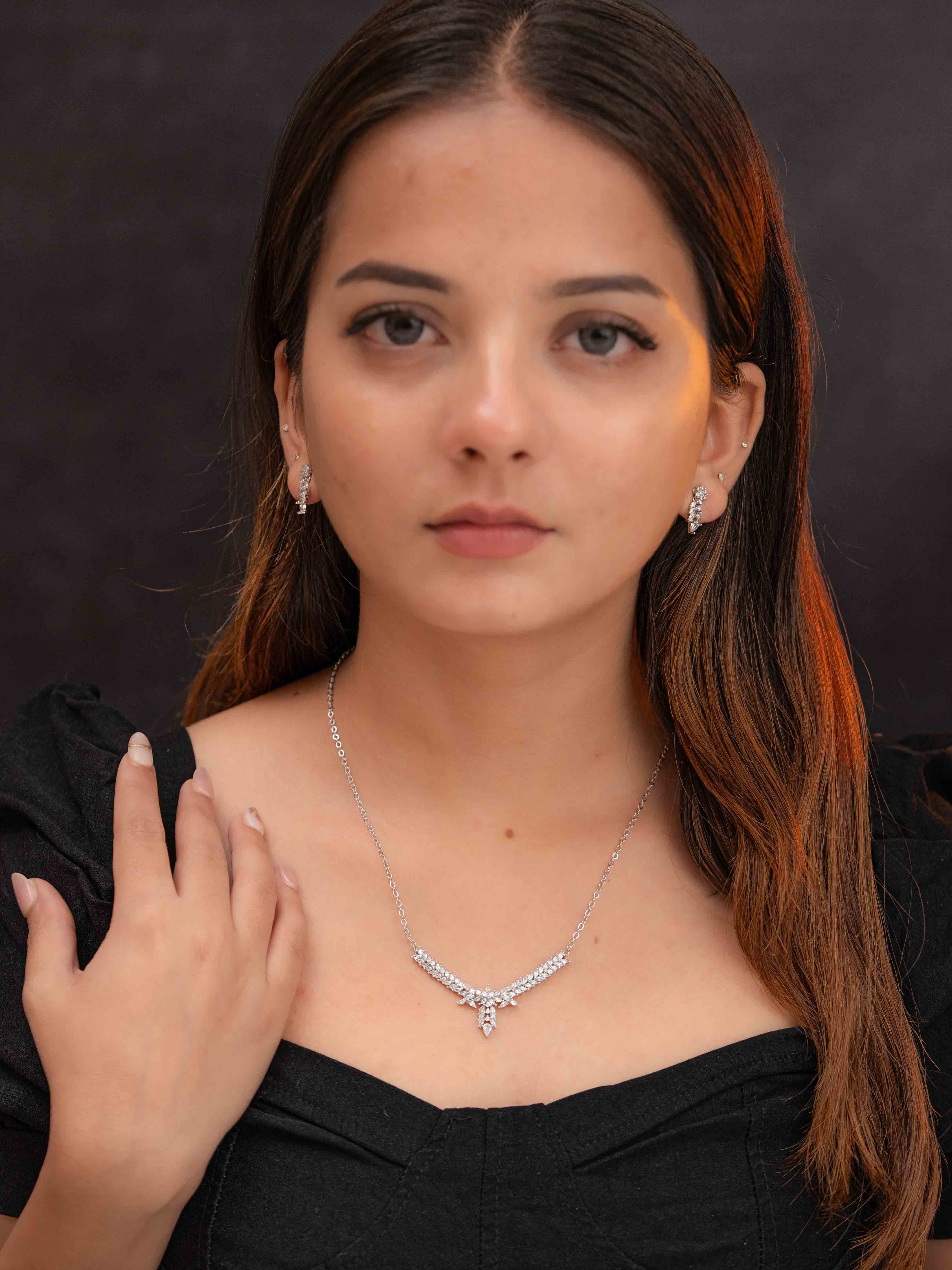 Anvi Silver Necklace Set - Image 4