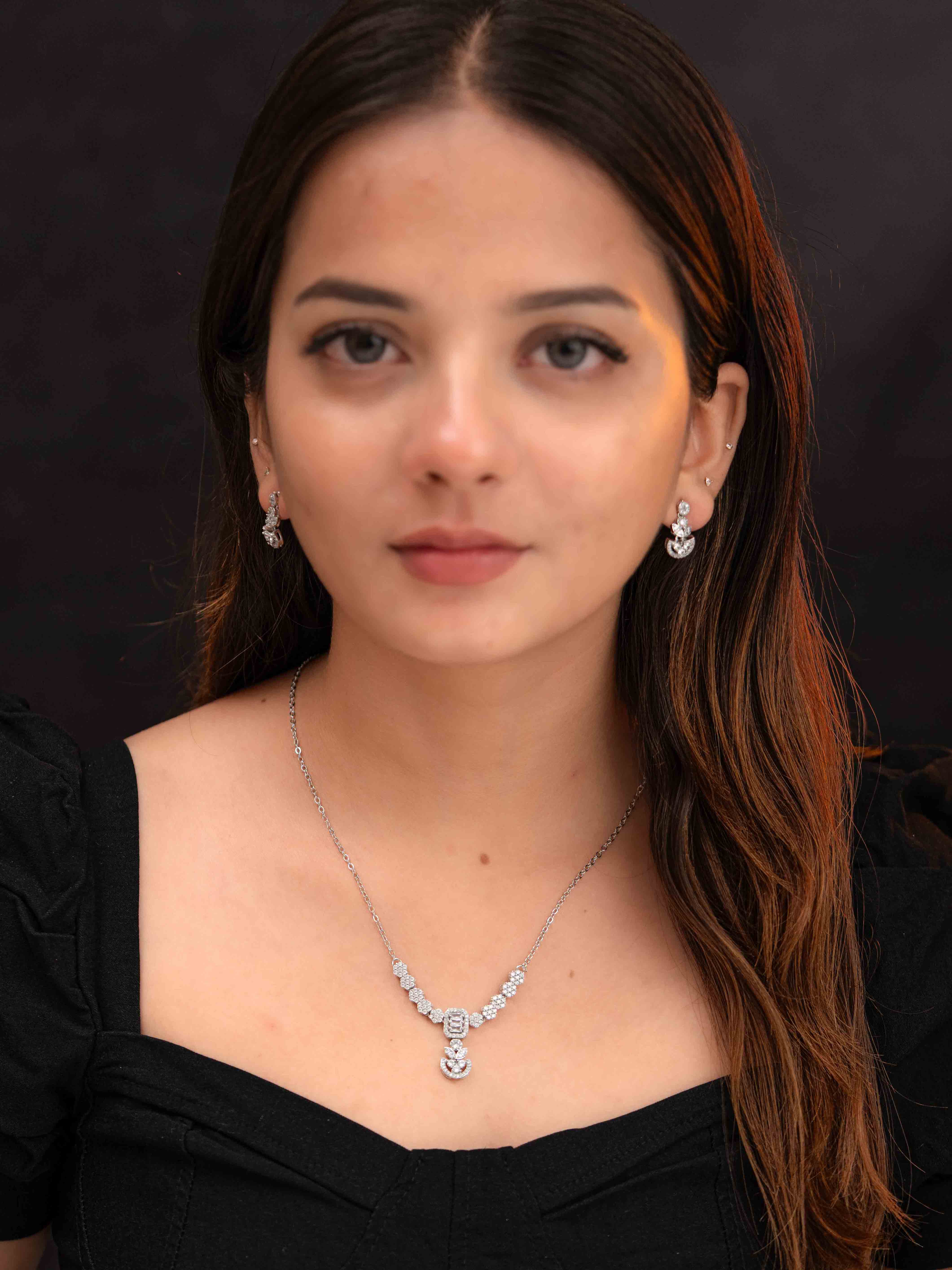 Suman  Silver Necklace Set - Image 3