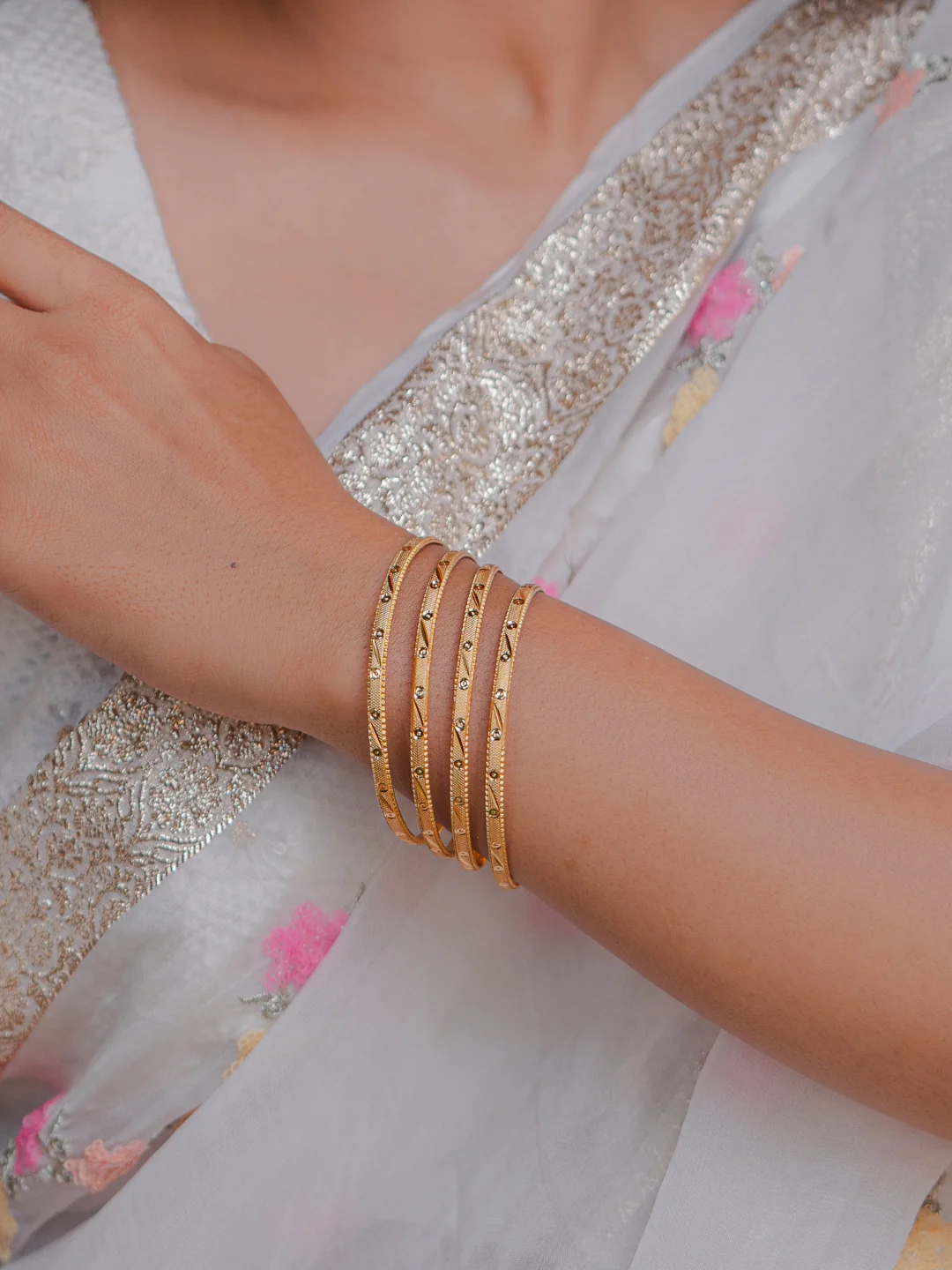 Niharika Bangle ( Set of 4 ) - Image 4
