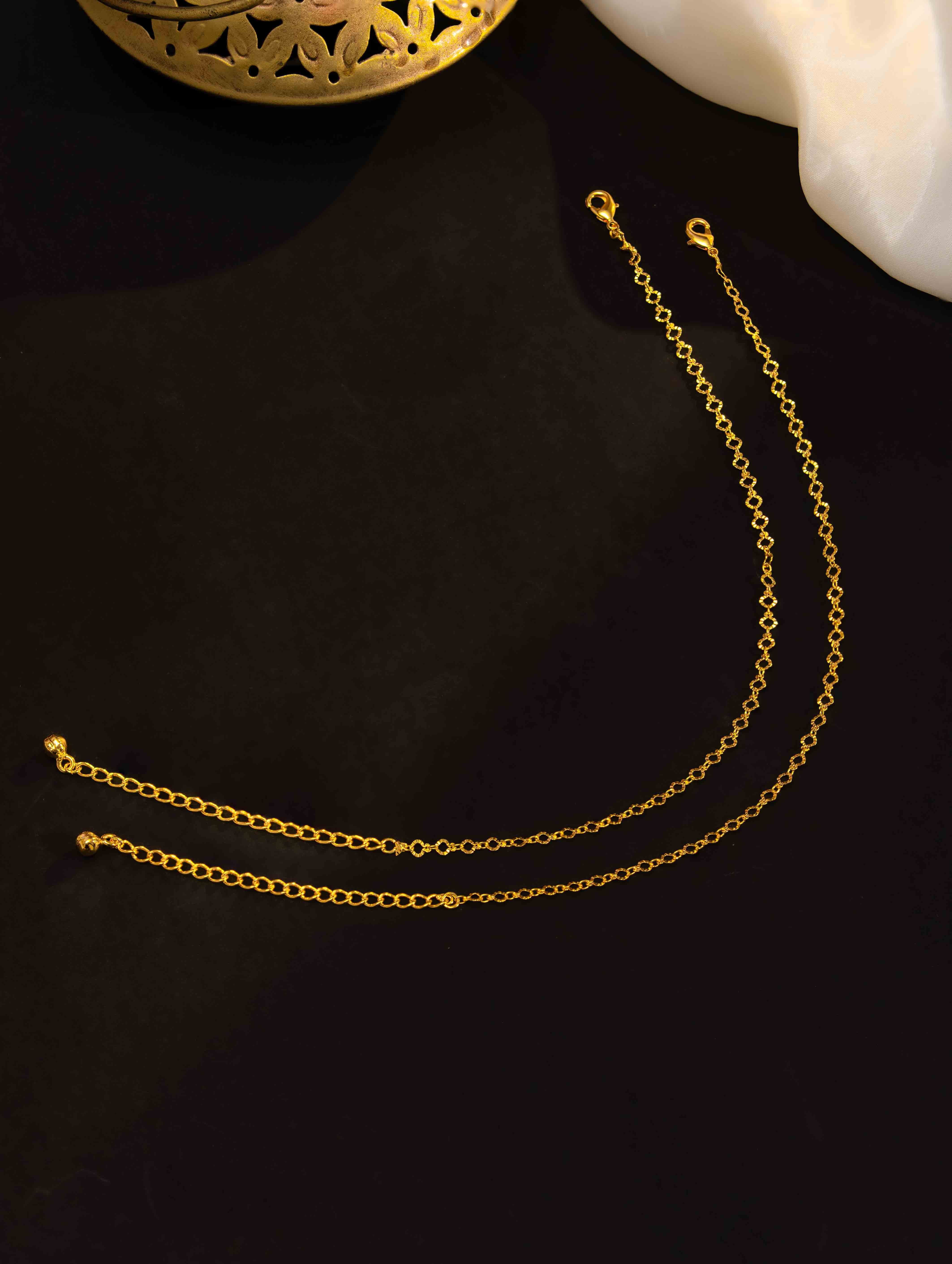 Ruhani Gold Payal (  Set of 2) - Image 2