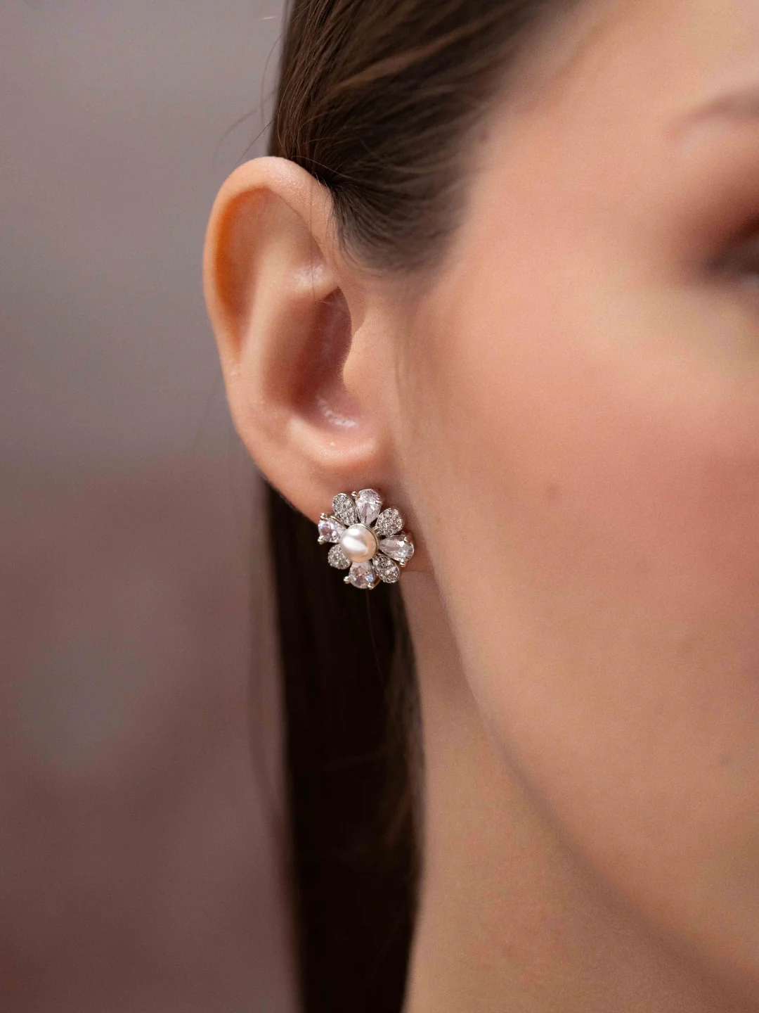 Nooriya Earrings - Image 4