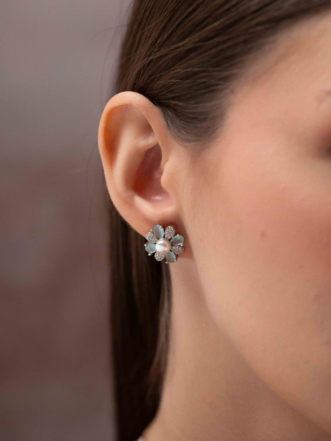 Nooriya Earrings - Image 4