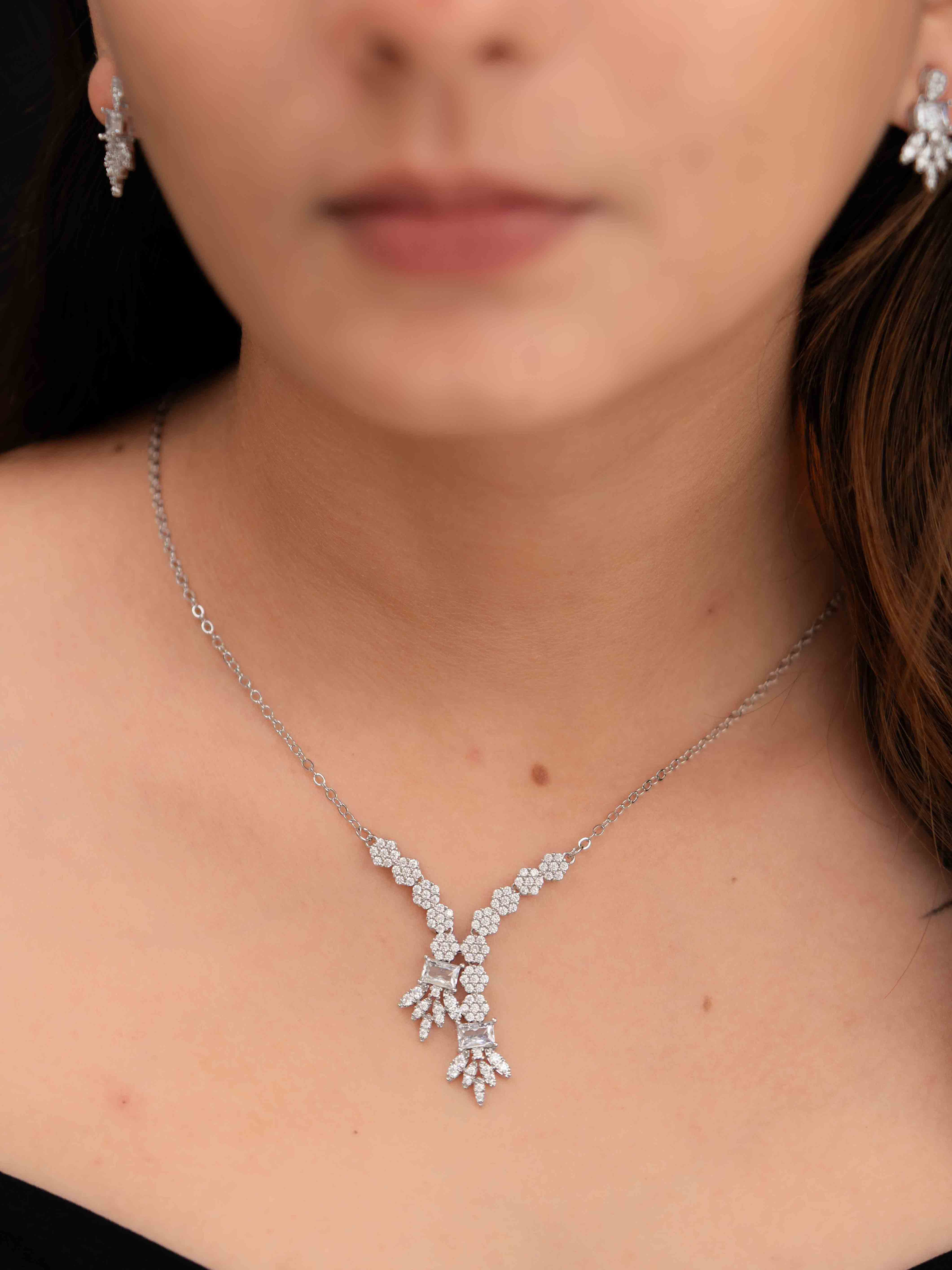 Savi Silver Necklace Set - Image 2