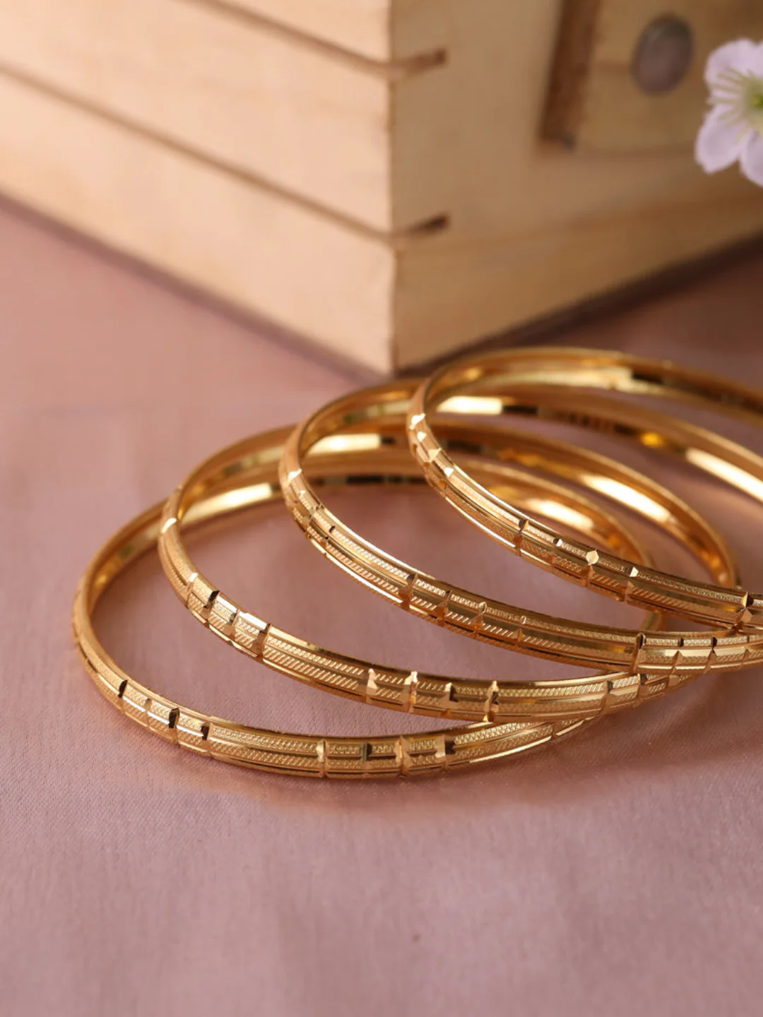 Radhika Bangle ( Set of 4) - Image 5