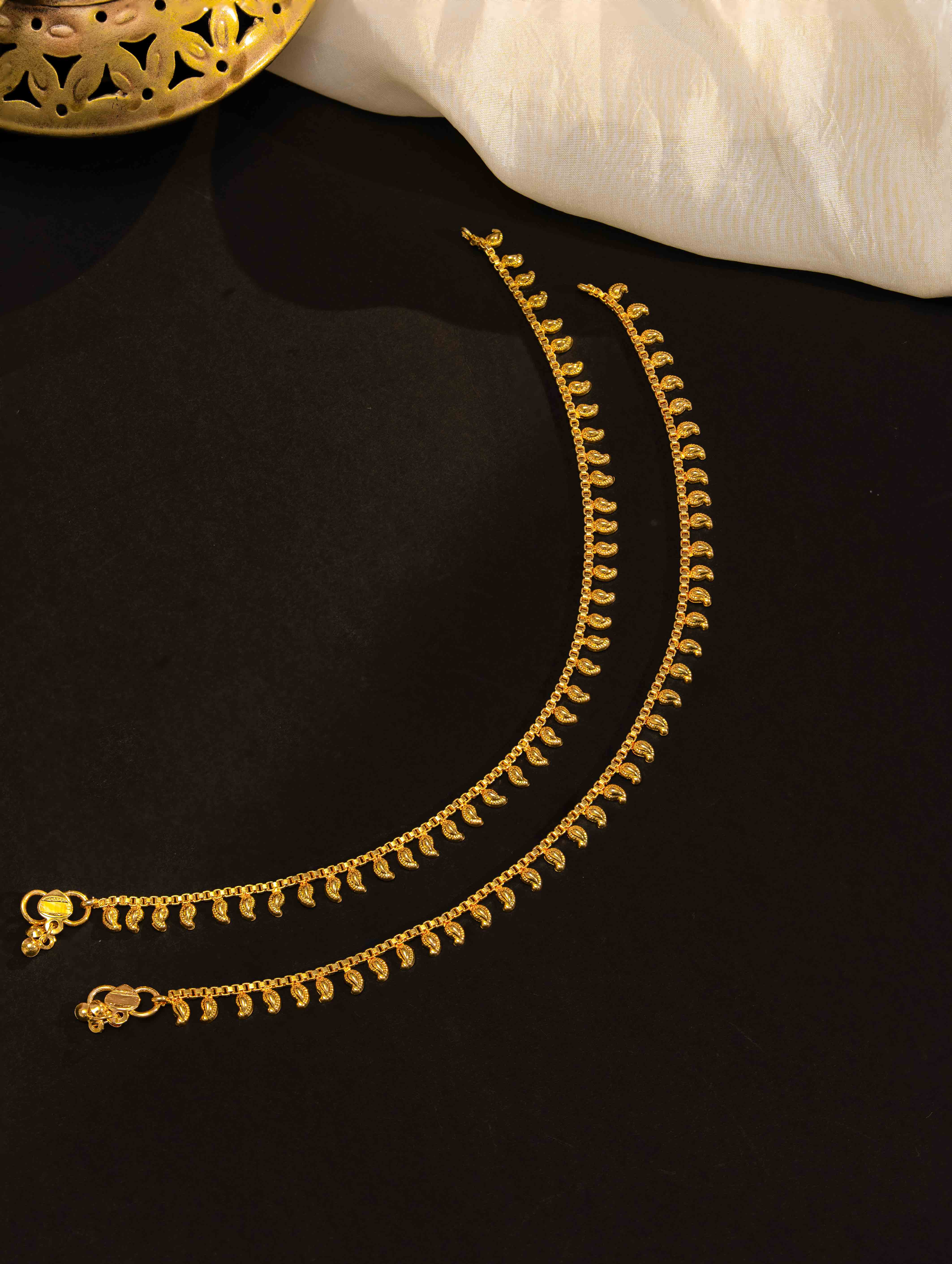 Kashvi Gold Payal (Set of 2) - Image 3