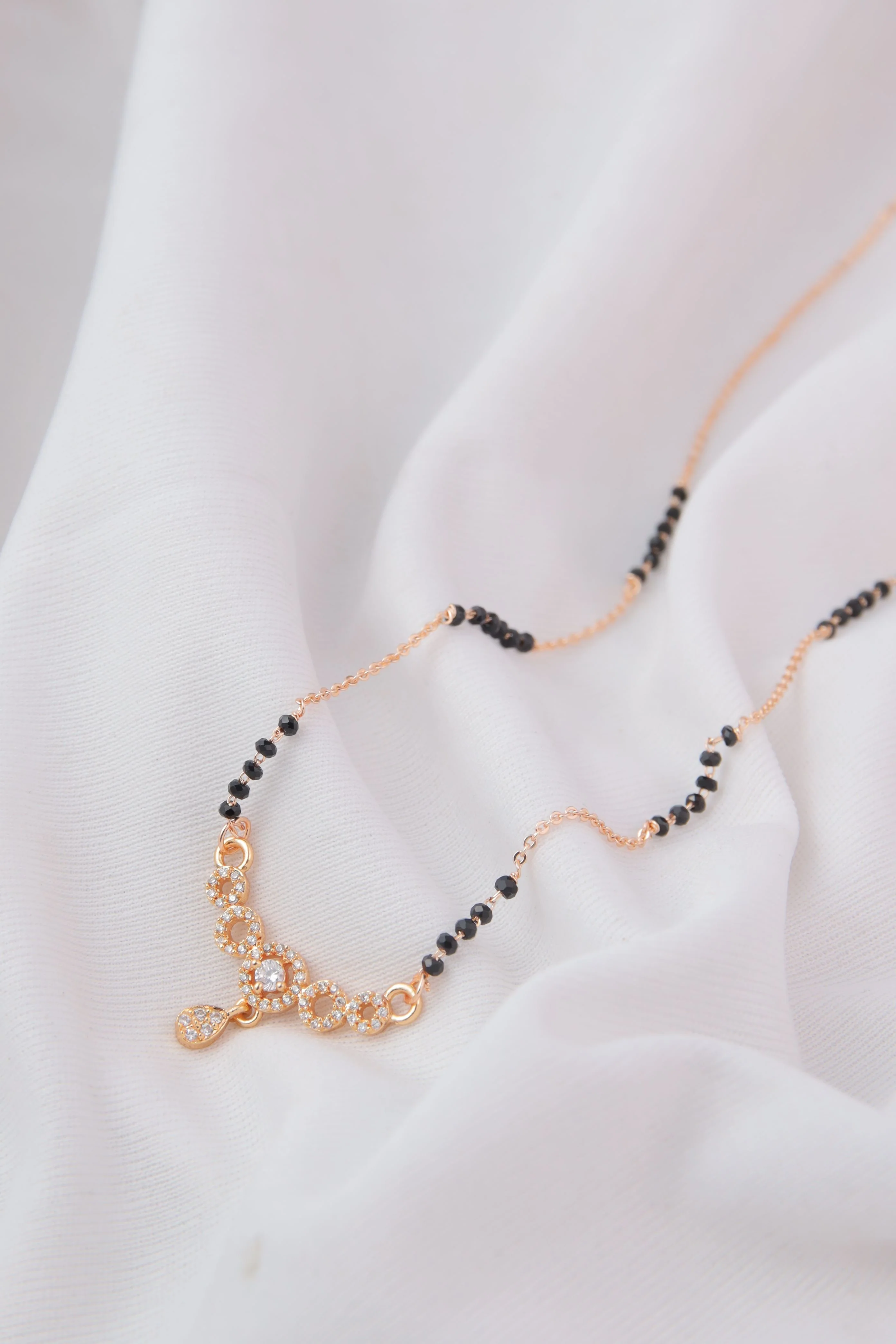 Rihanna Mangalsutra - Image 7