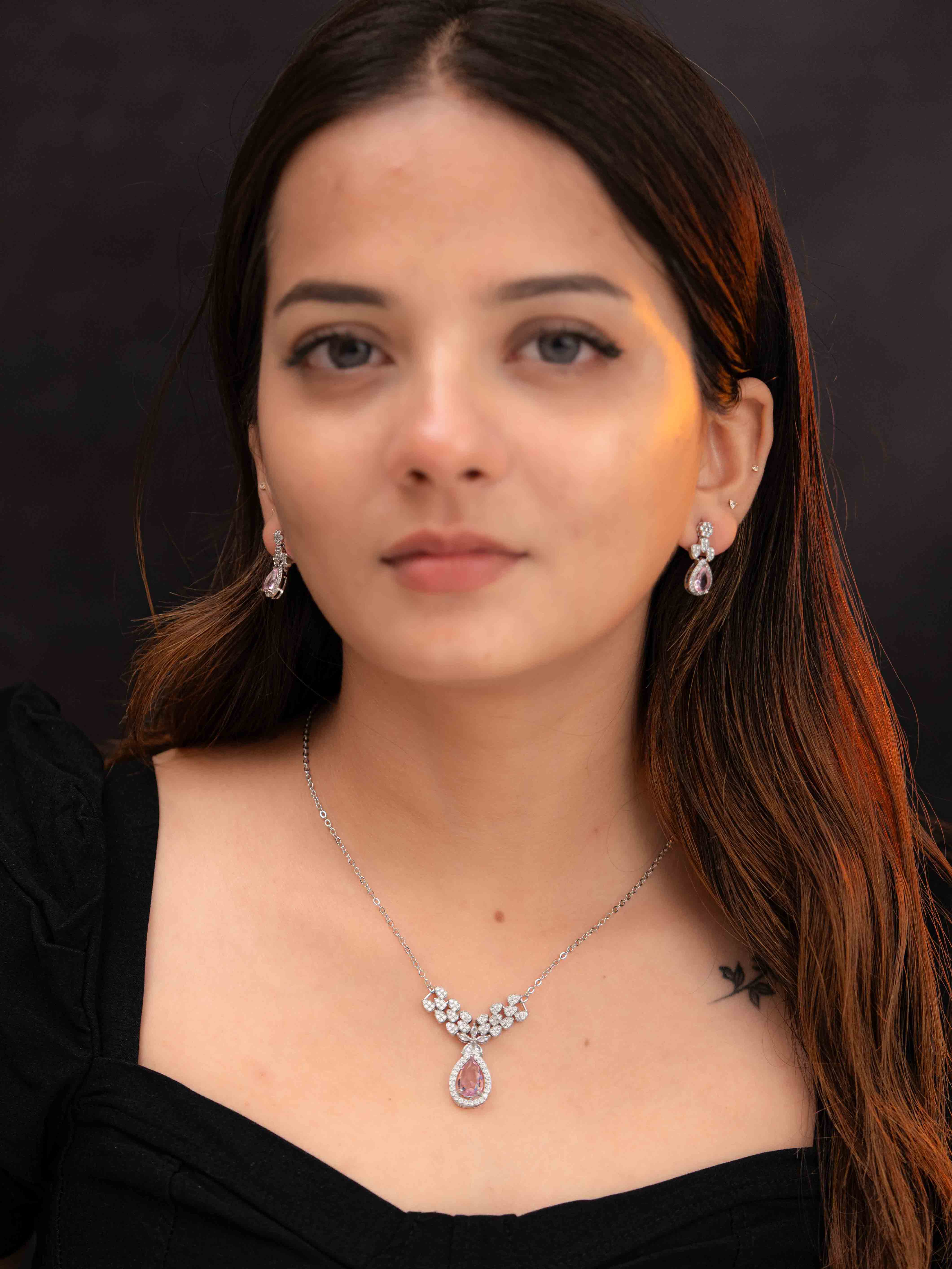 Vanya Silver Necklace Set - Image 3