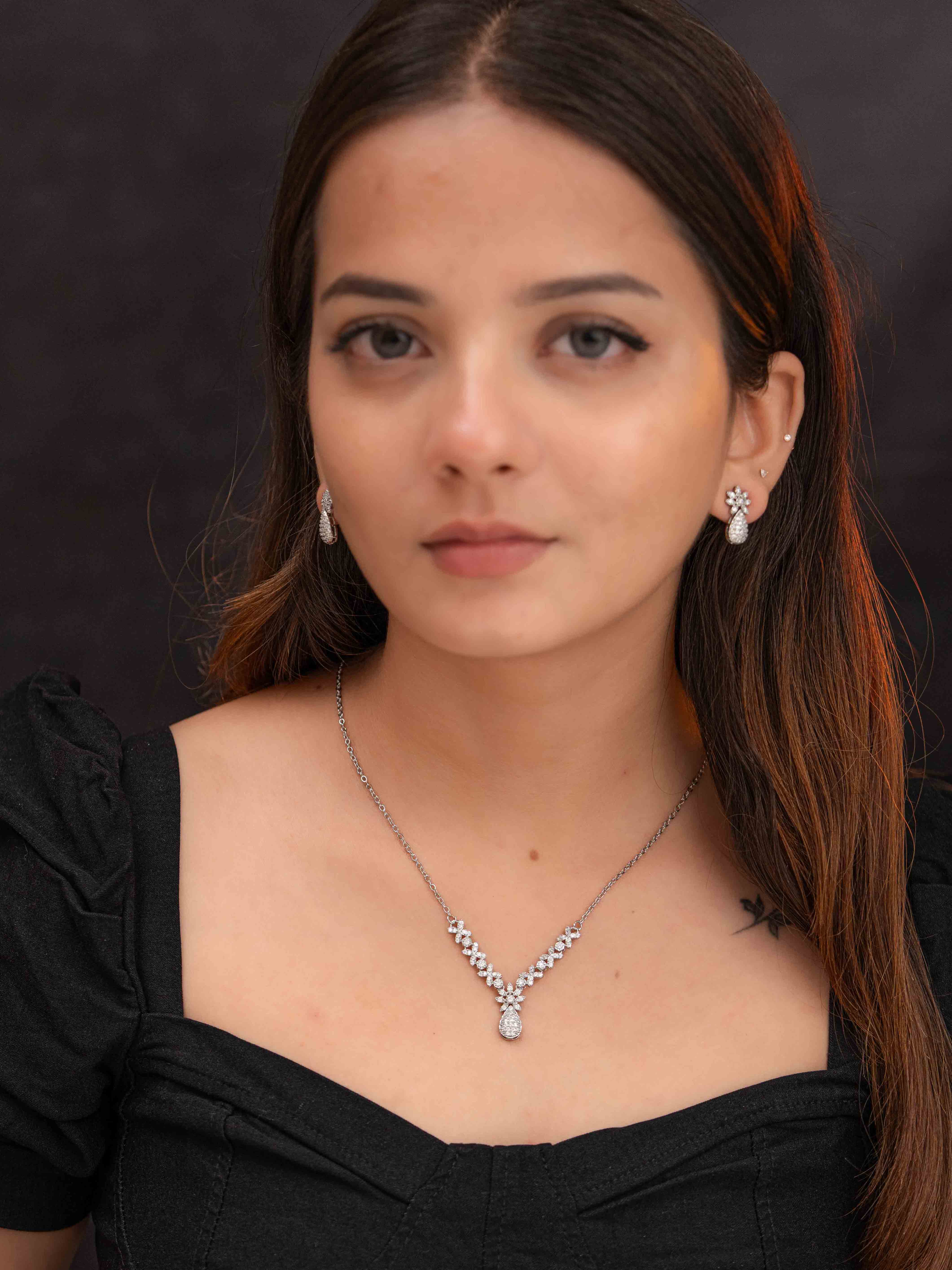 Prakruti  Silver Necklace Set - Image 3