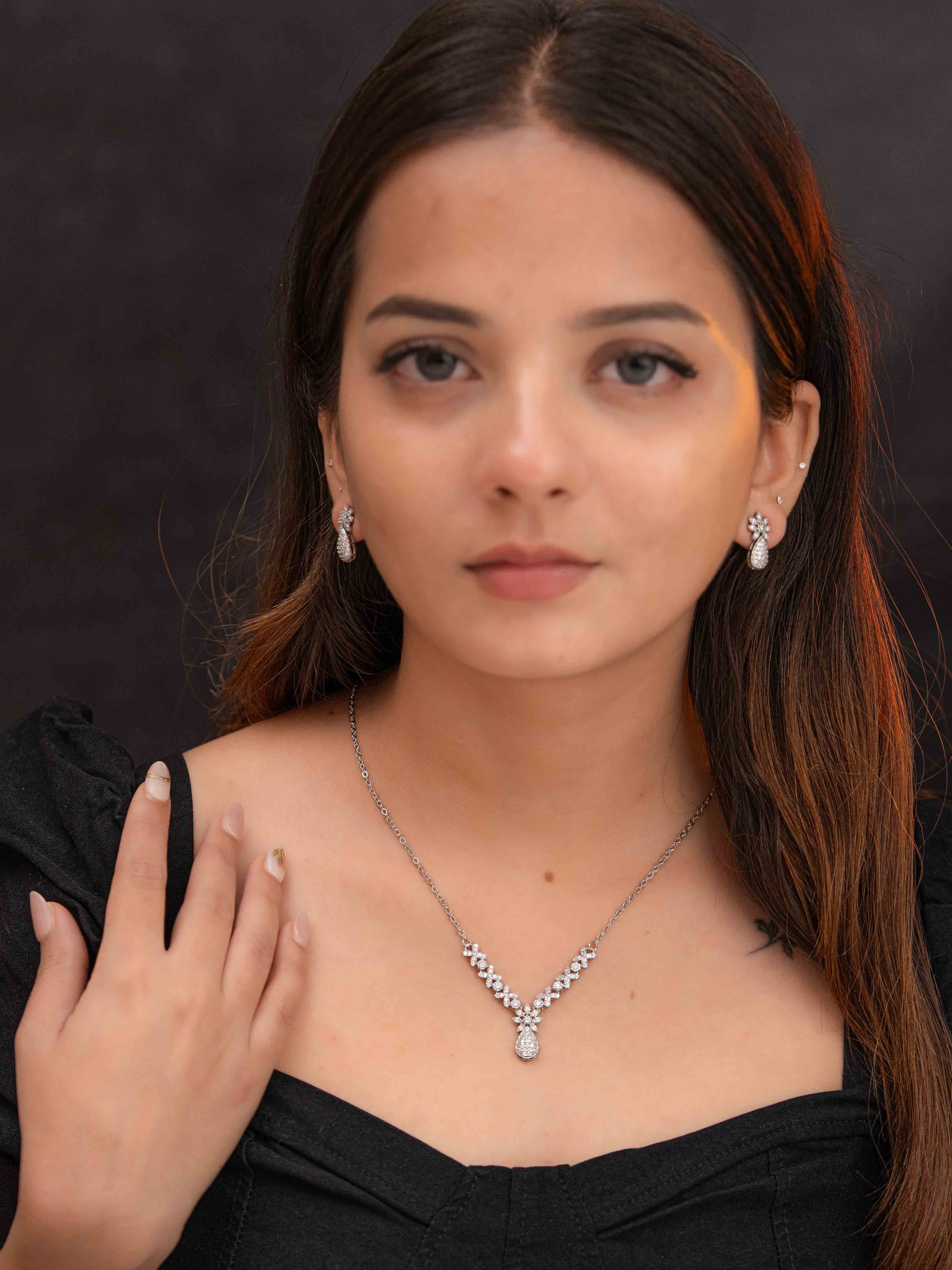 Prakruti  Silver Necklace Set - Image 4