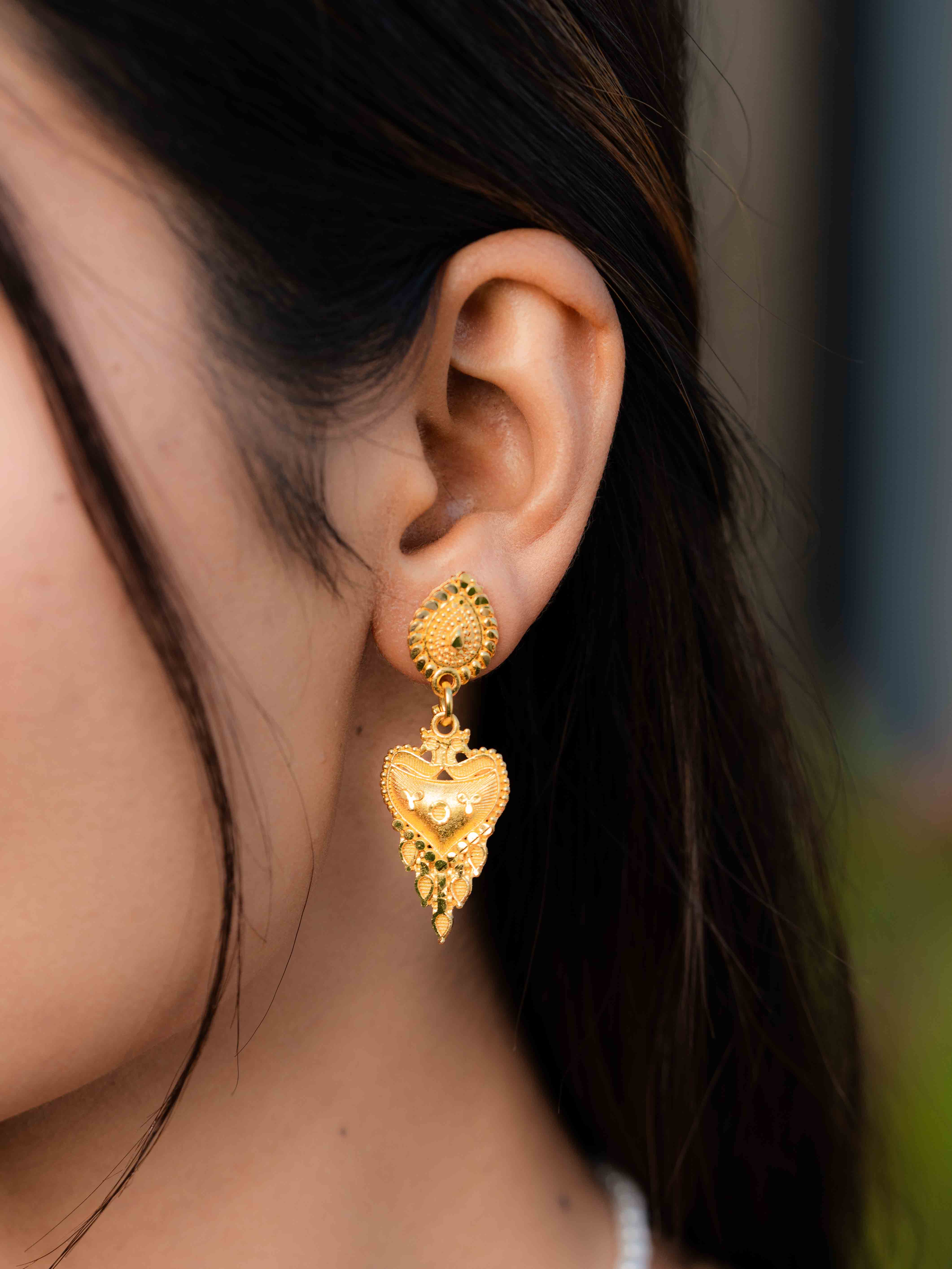 Charvika Long Gold Necklace set - Image 4