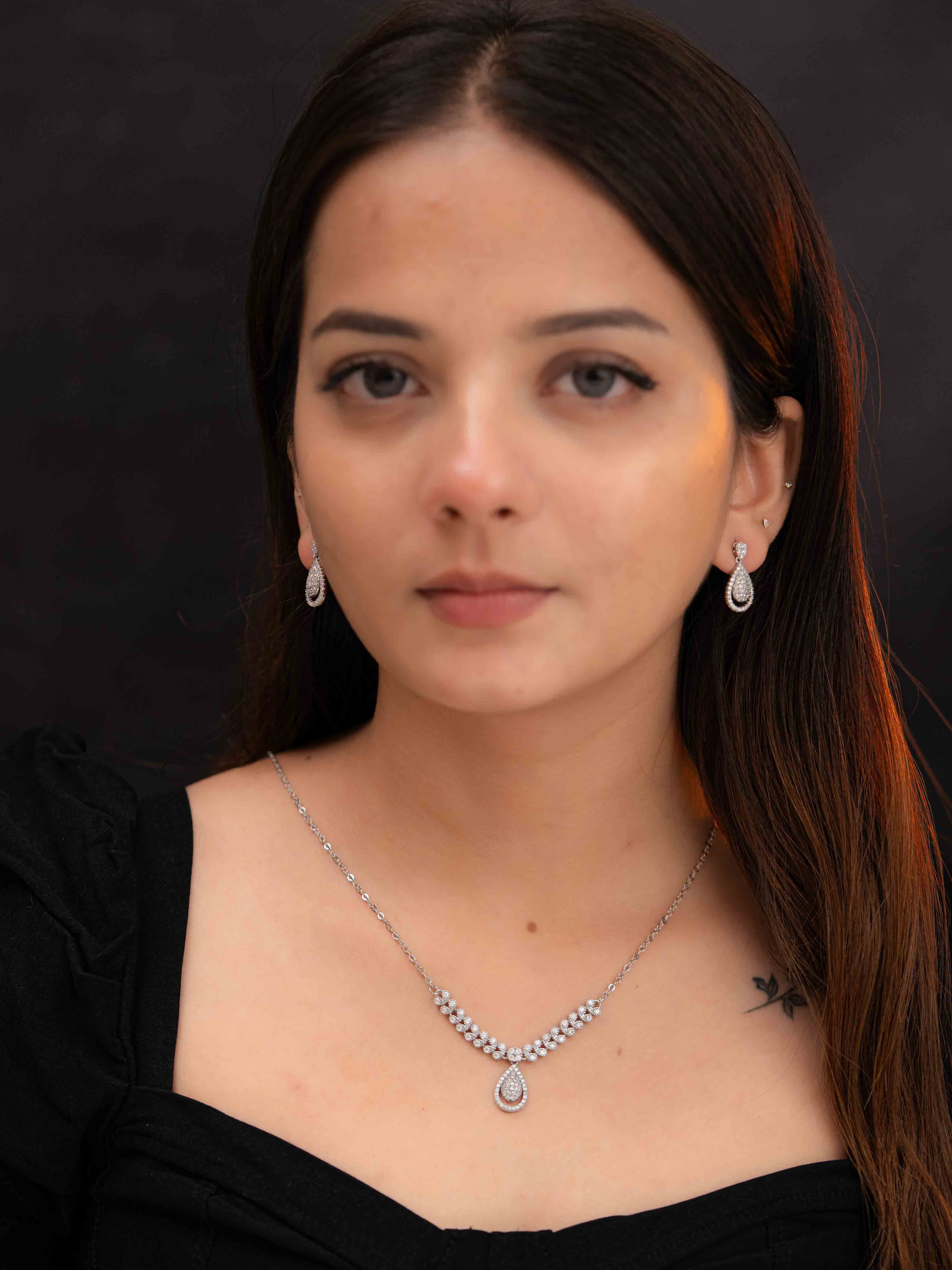Maya Silver Necklace Set - Image 3
