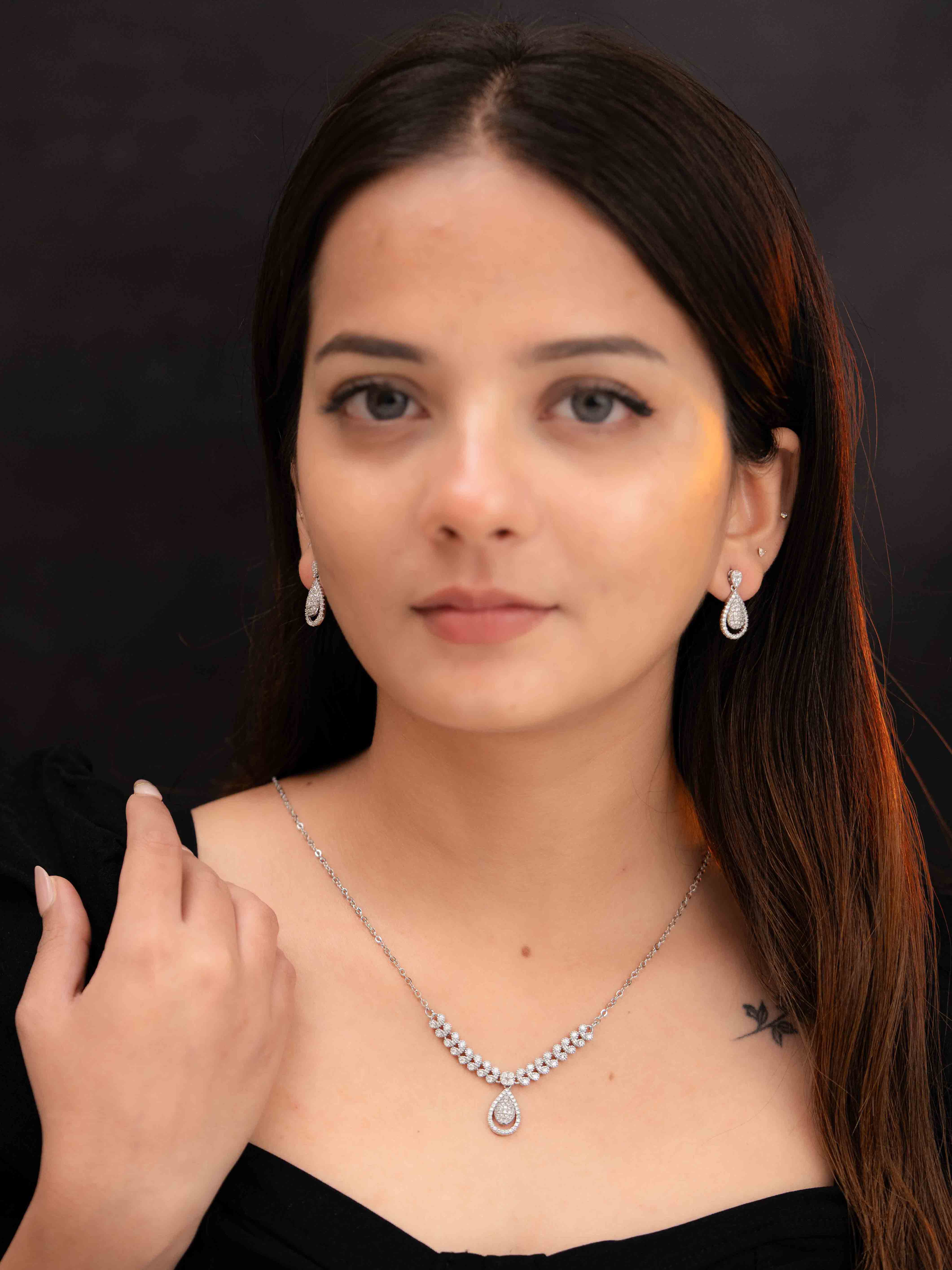 Maya Silver Necklace Set - Image 4