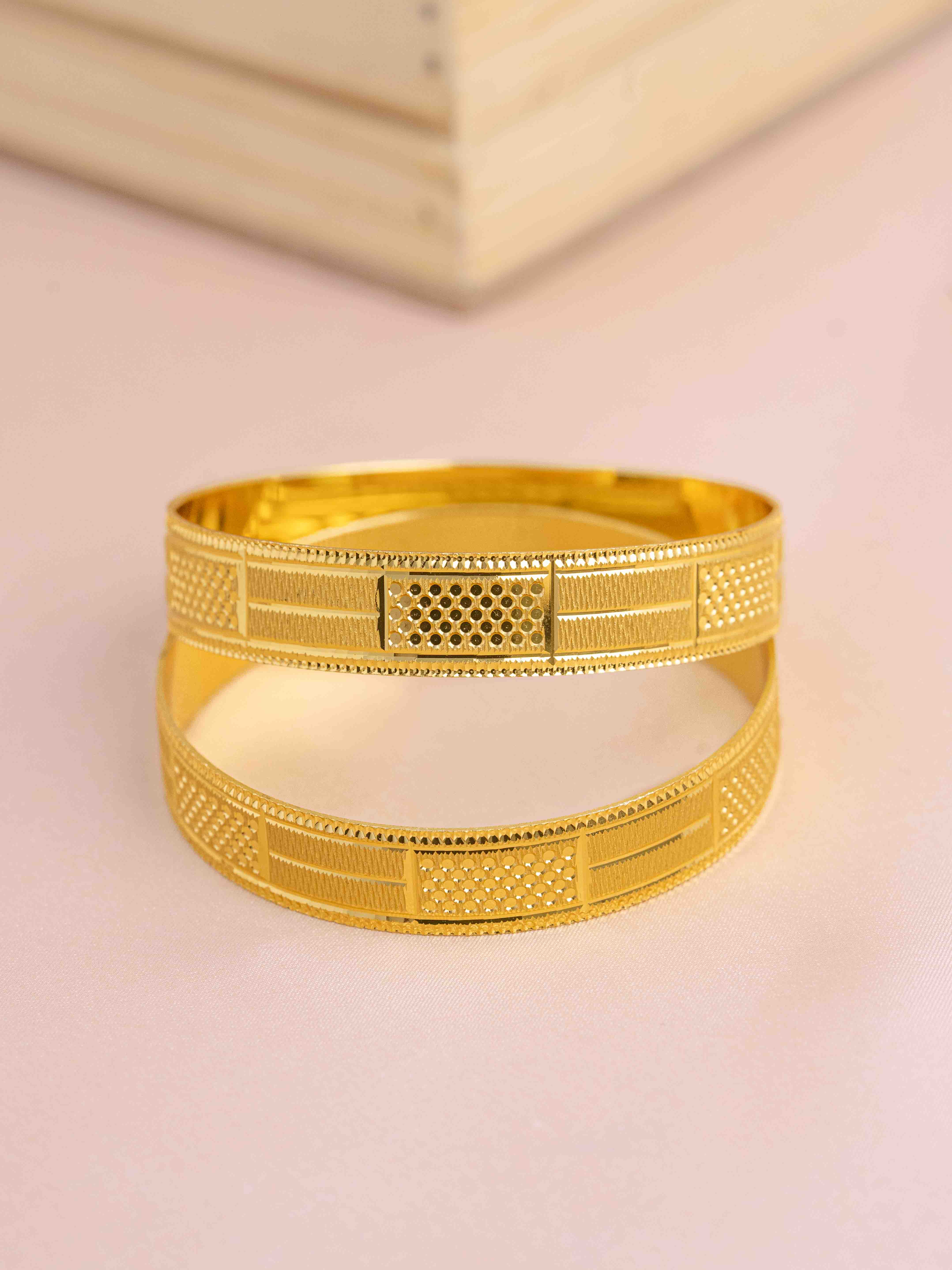 Varnika Bangle.  (Set of 2) - Image 2