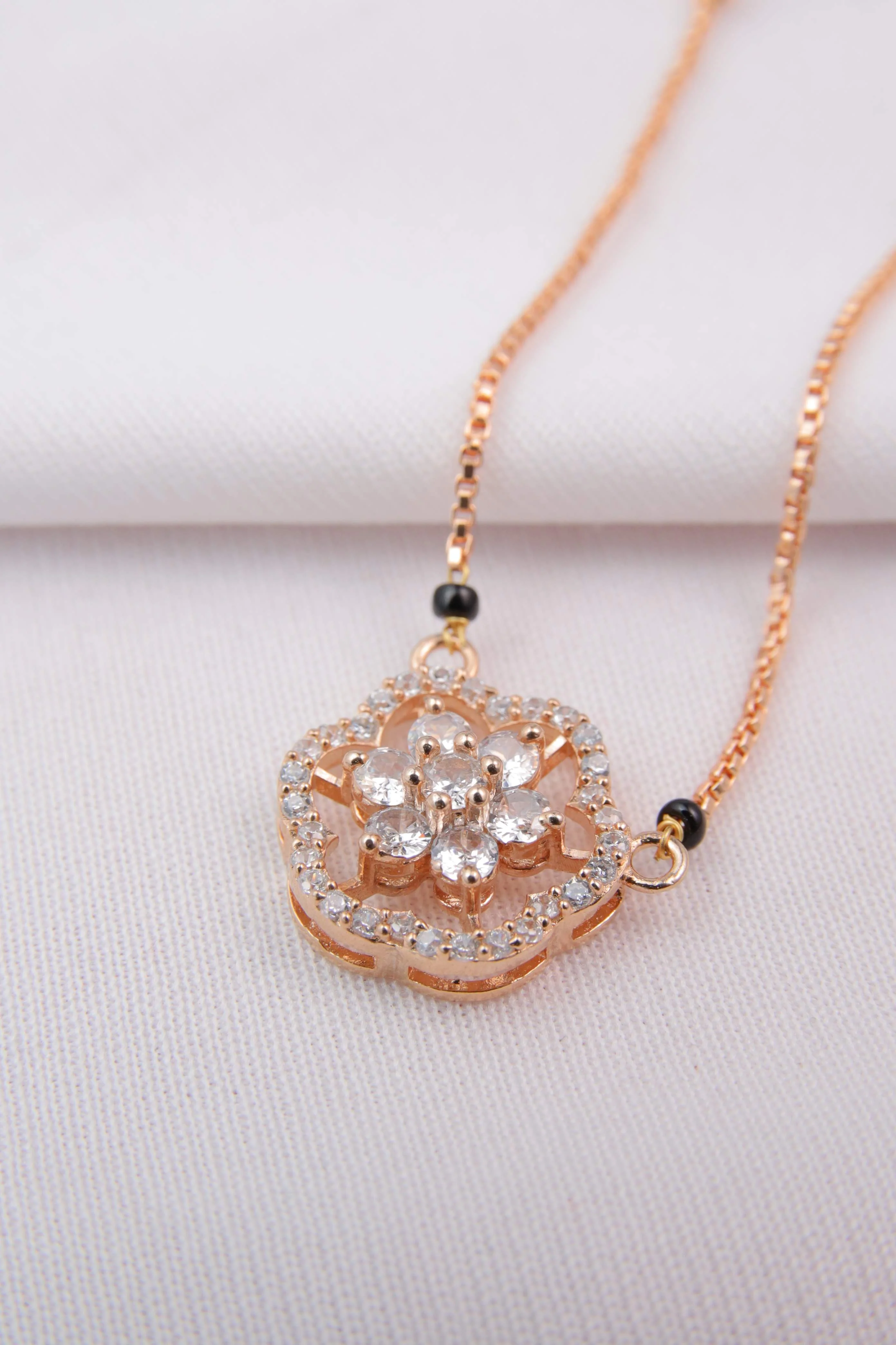Solitaire Diamonds Flower Mangalsutra - Image 6