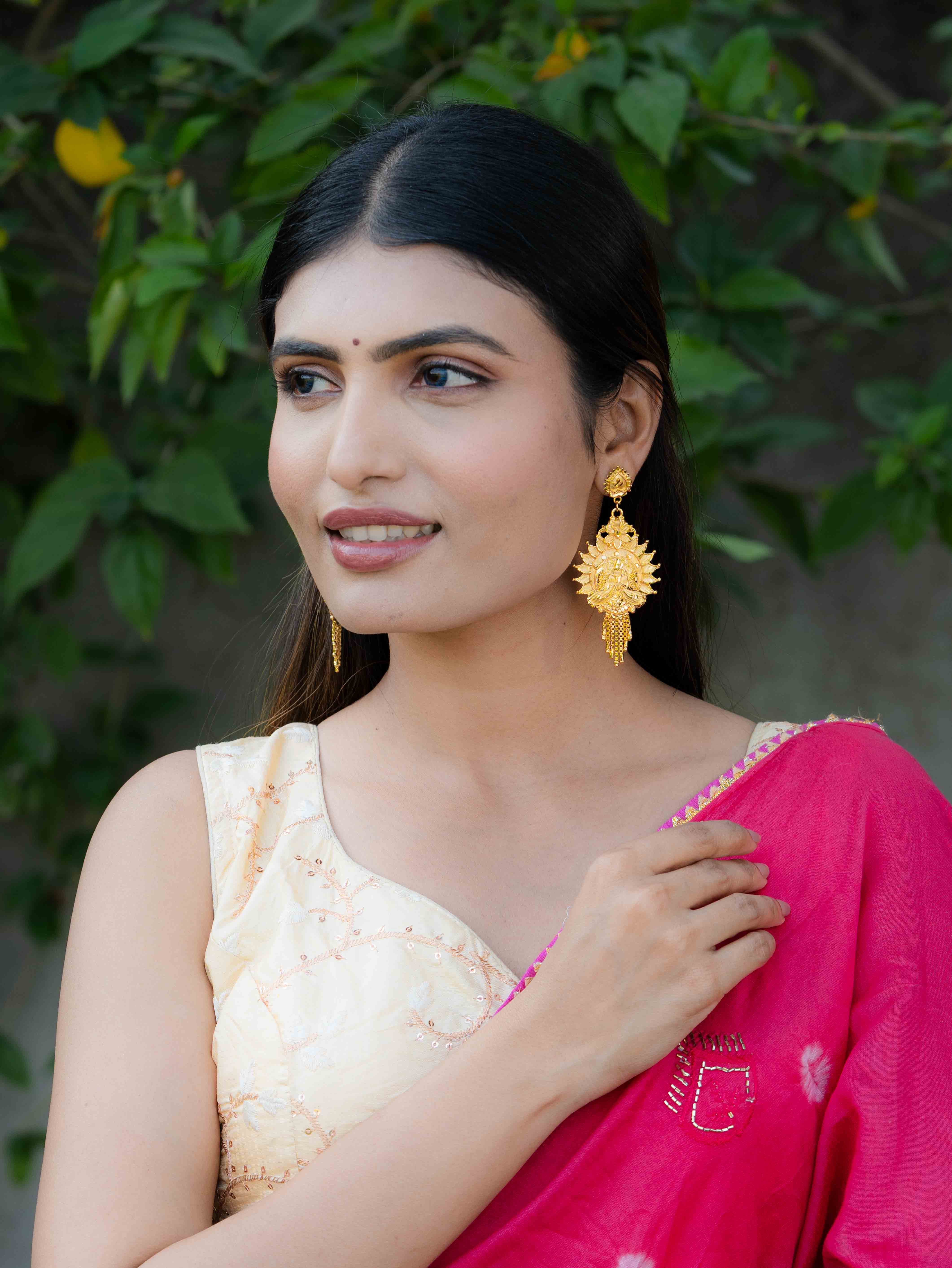 Kamakshi Long Gold Earrings - Image 4