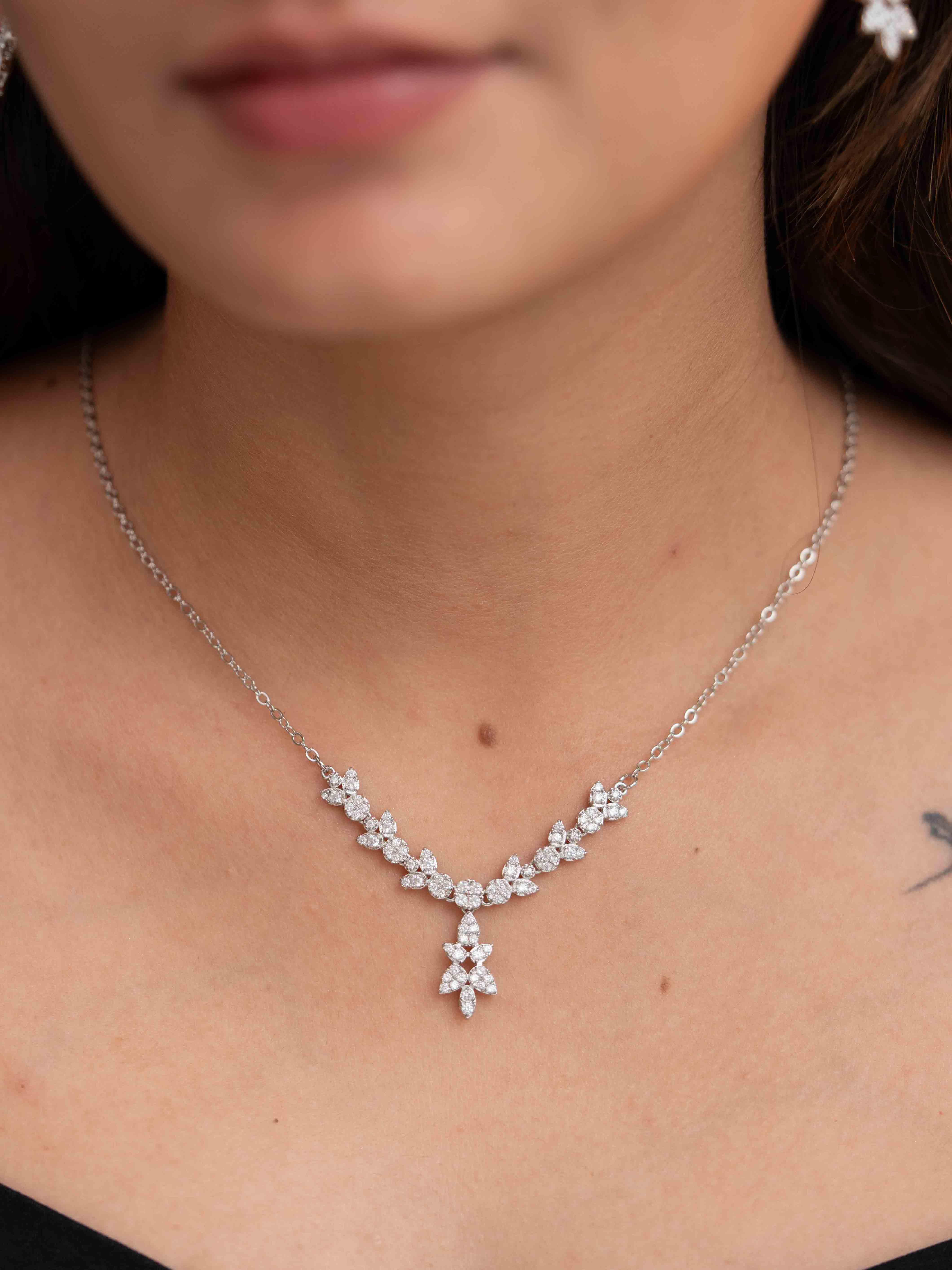 Alya Silver  Necklace Set - Image 2