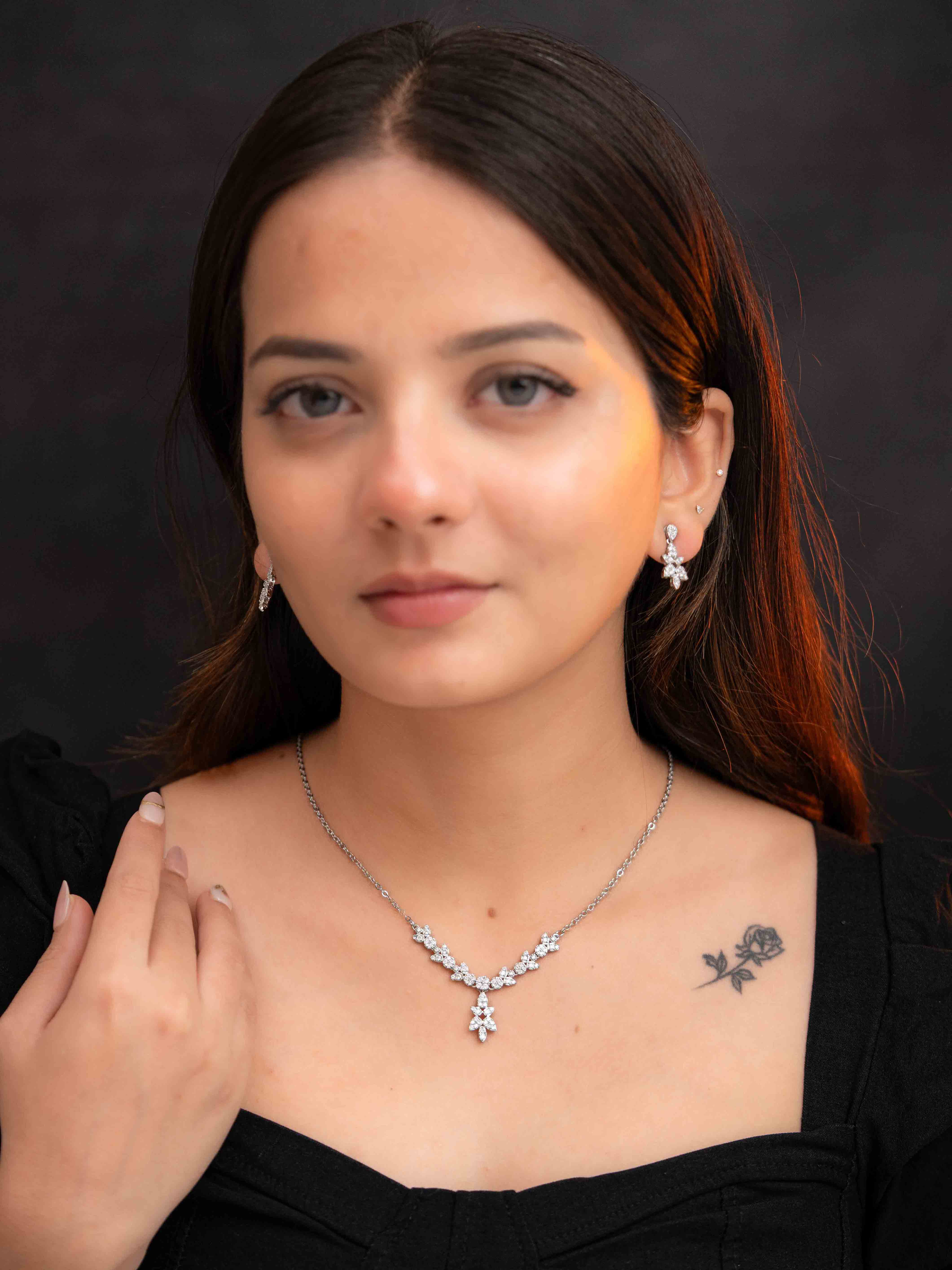 Alya Silver  Necklace Set - Image 4